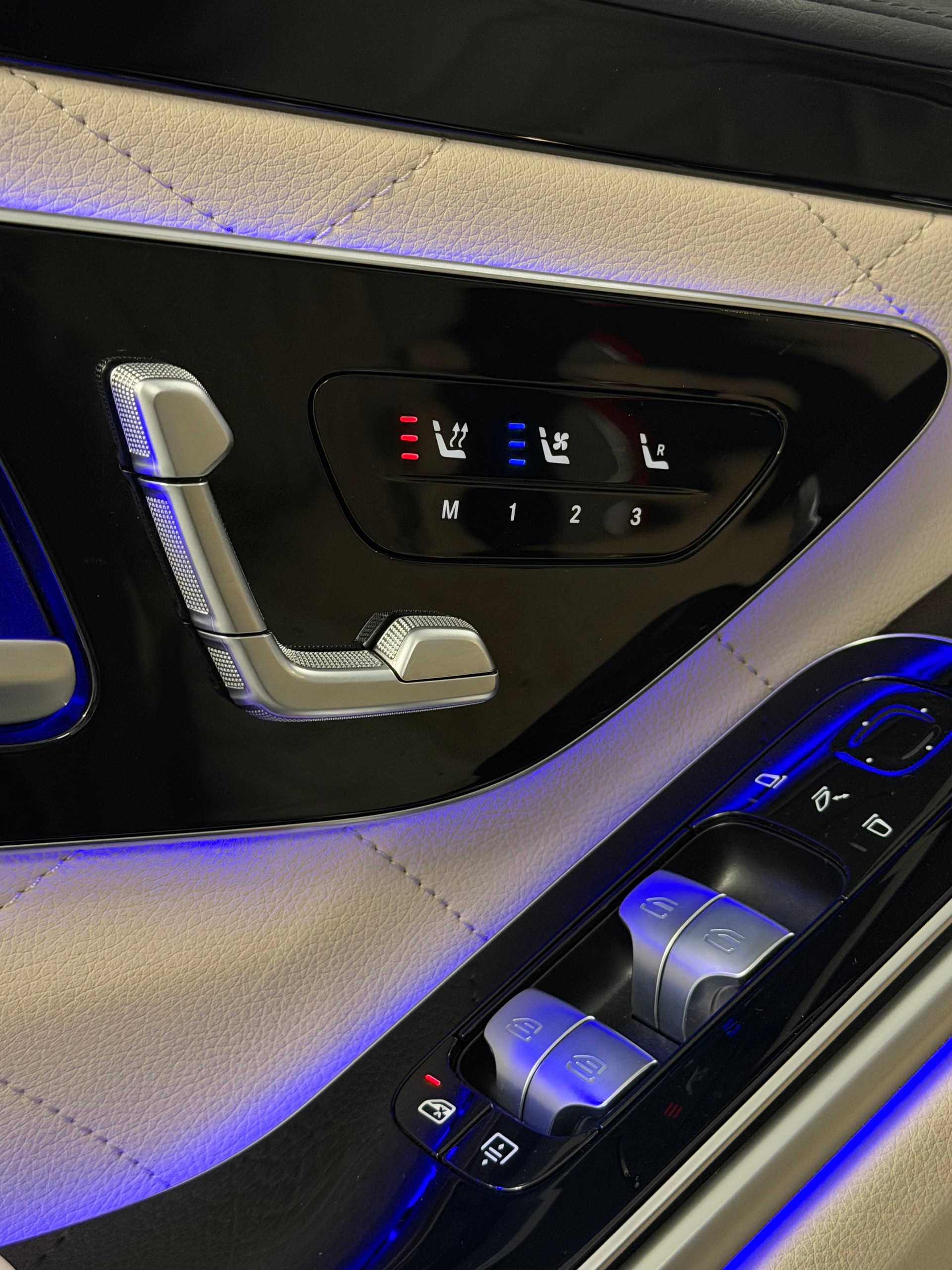 MERCEDES-BENZ S 580 L 4Matic AMG Line 9G-Tronic-image-20