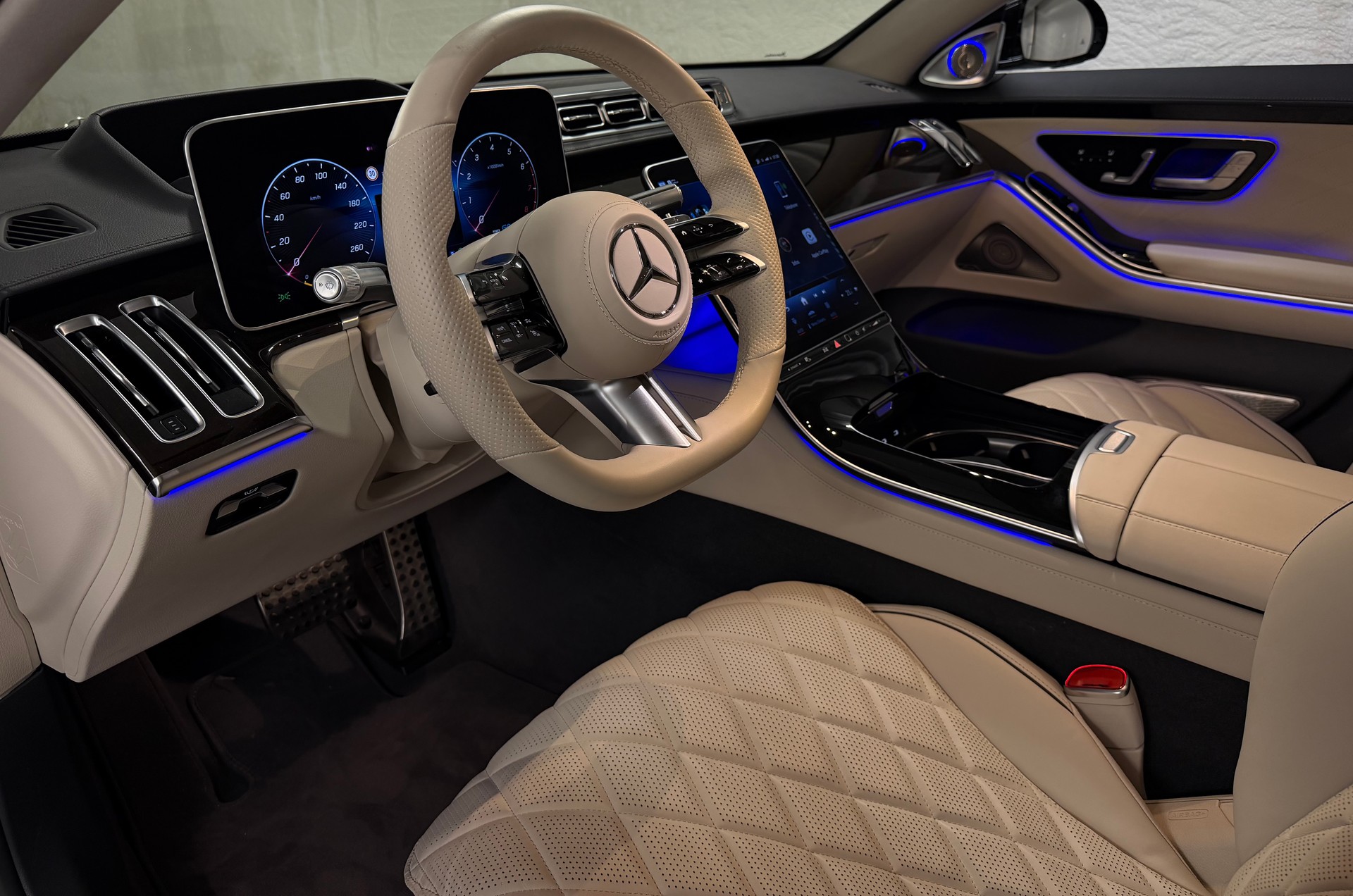 MERCEDES-BENZ S 580 L 4Matic AMG Line 9G-Tronic-image-8
