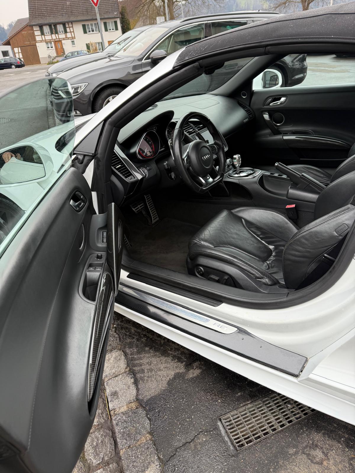 AUDI Spider 5.2-image-6