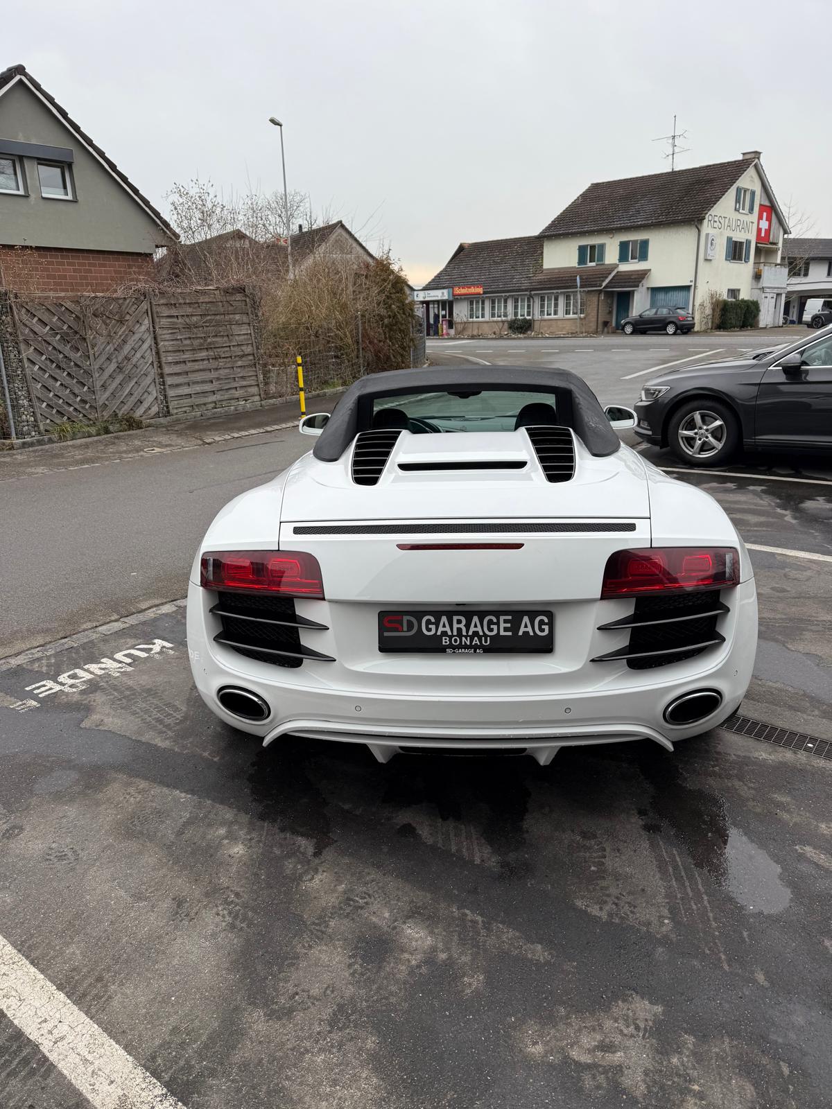 AUDI Spider 5.2-image-4