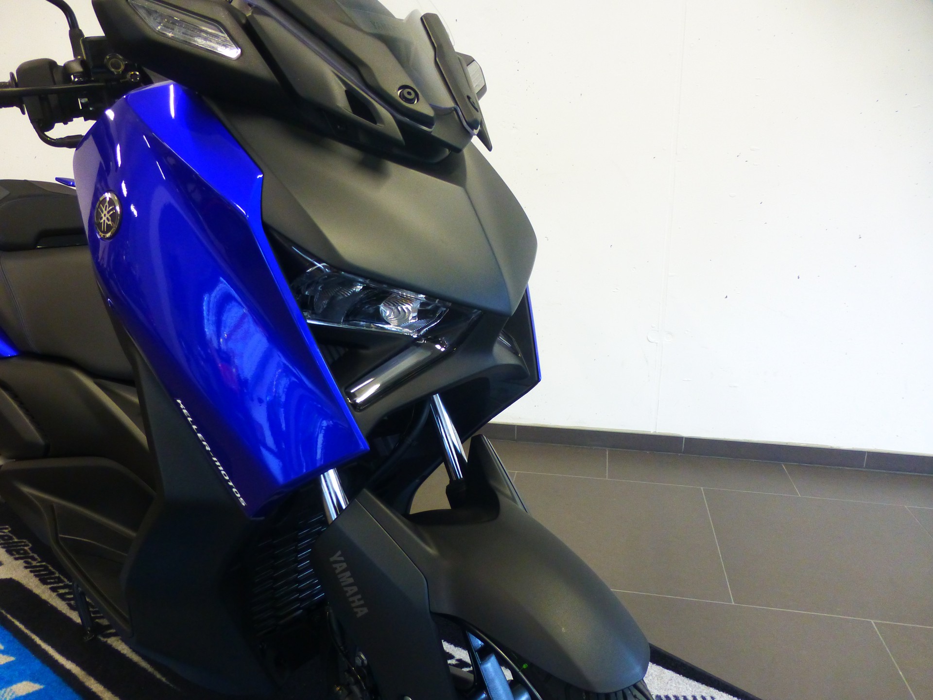 YAMAHA X-Max 300-image-9