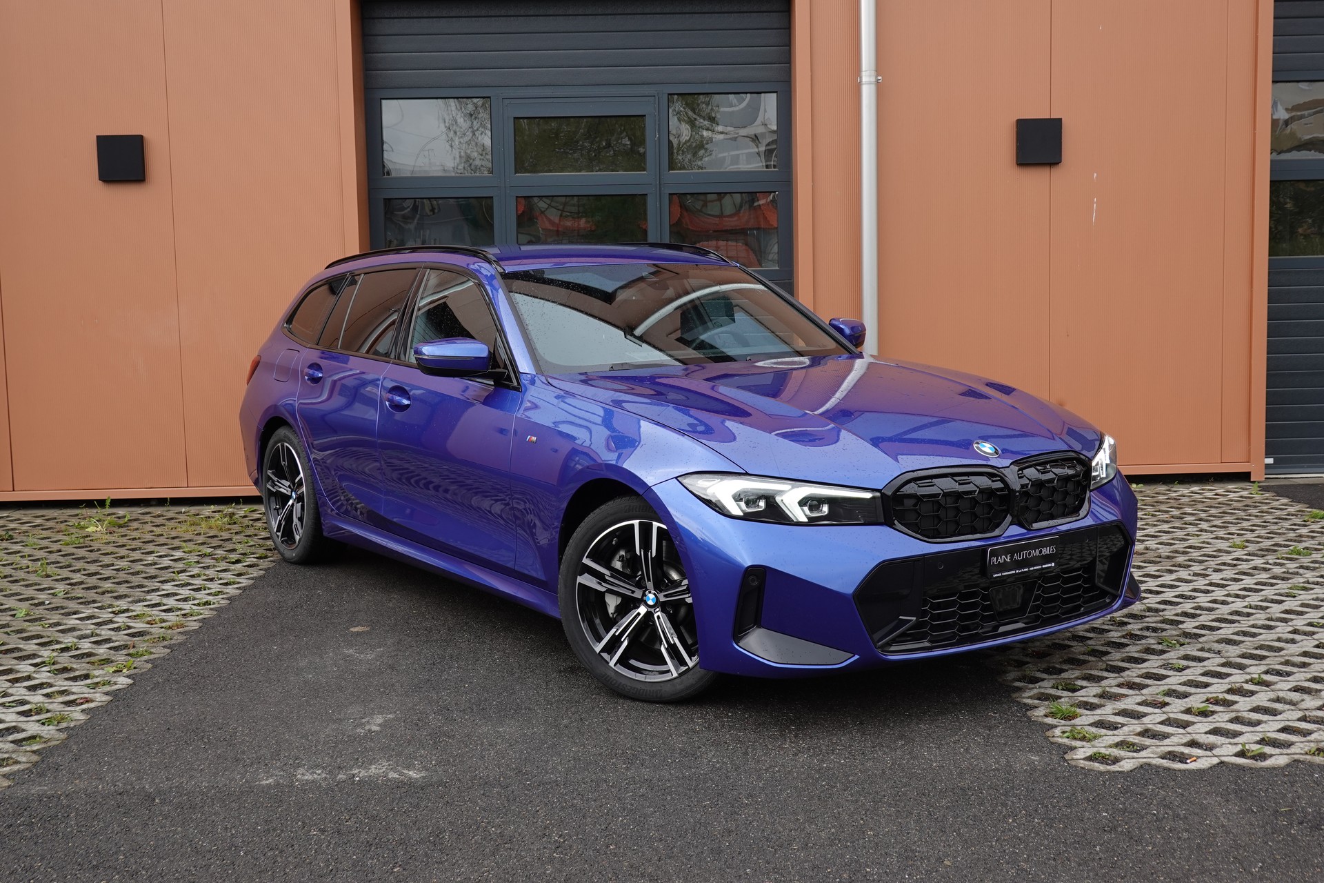 BMW 330i Touring xDrive Steptronic M Sport - "Caméra * Tempomat Adapt. * Hayon Electrique * Drive Select"