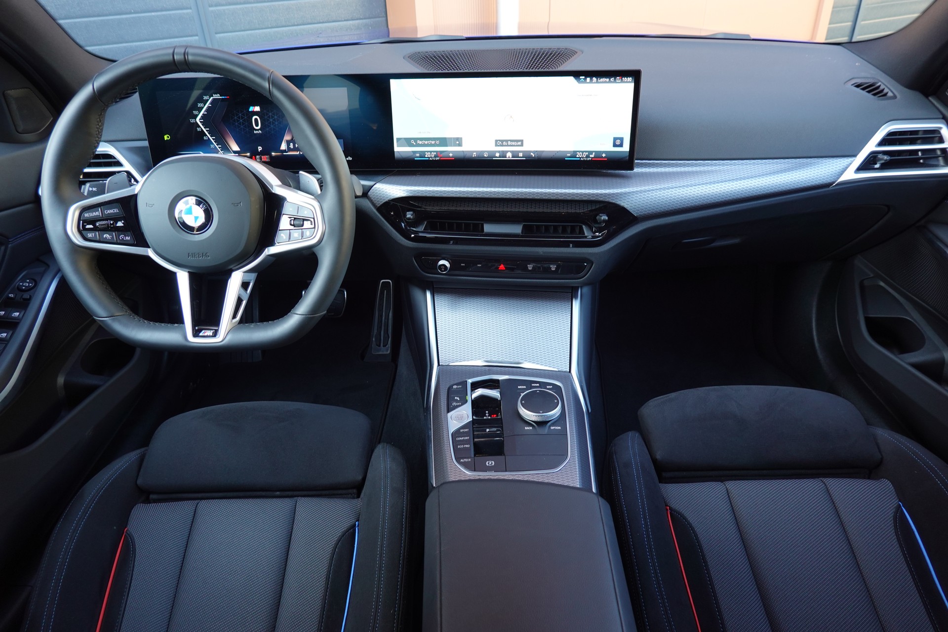 BMW 330i Touring xDrive Steptronic M Sport - "Caméra * Tempomat Adapt. * Hayon Electrique * Drive Select"-image-10