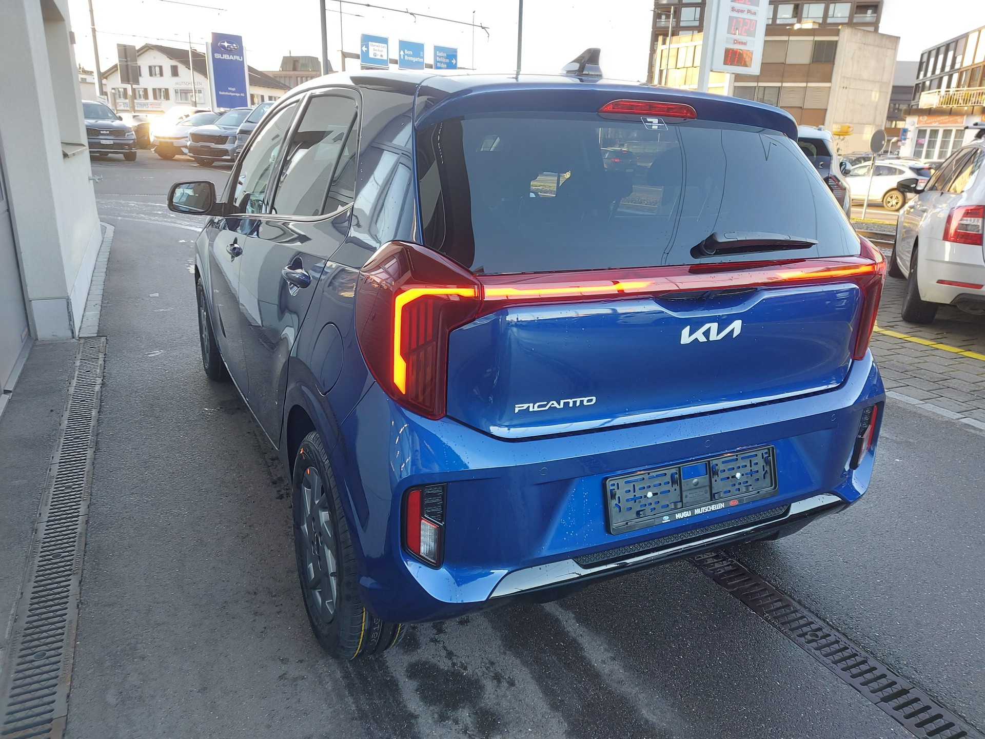 KIA Picanto 1.0 GDi Power-image-8