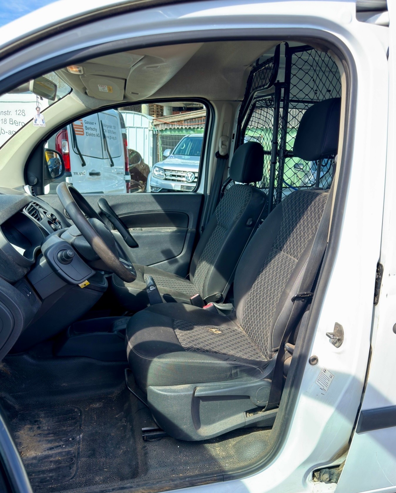 RENAULT Kangoo Medium dCi 90 ENERGY Business Navigation, Klima, AHK, 2 Schiebetür-image-9