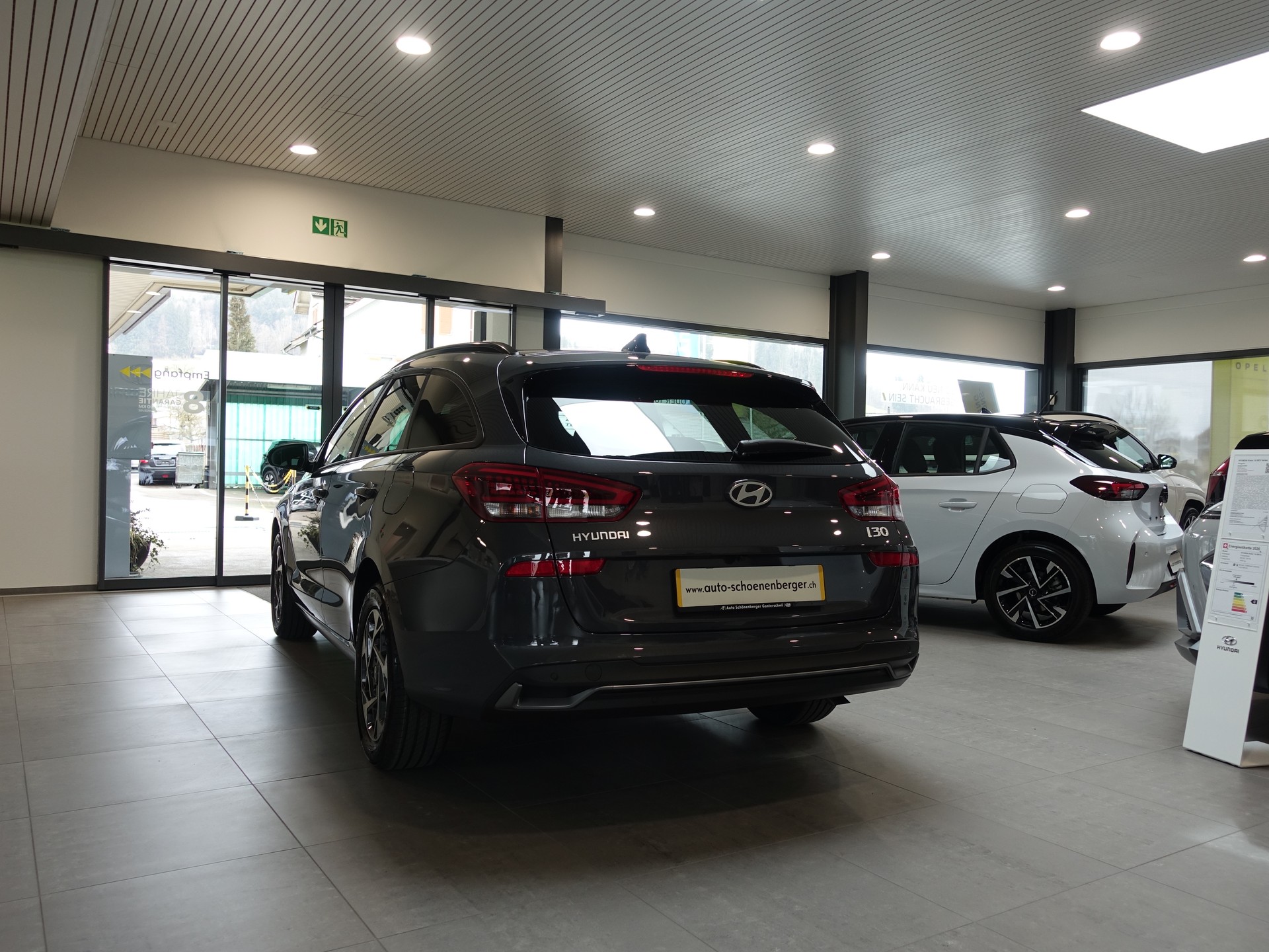 HYUNDAI i30 W 1.5 T-GDi AmpliaDCT-showroom-element-3