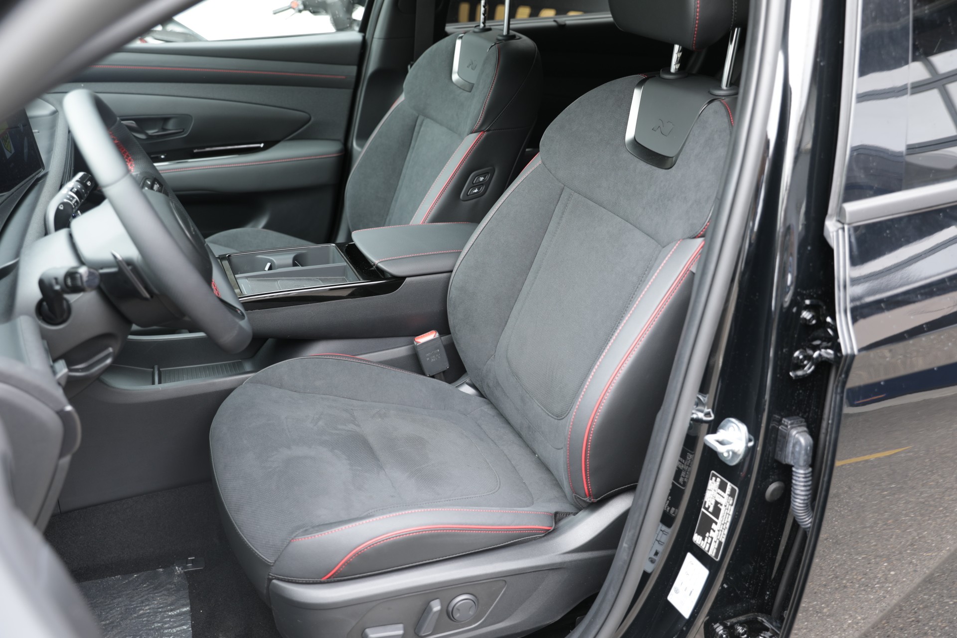 HYUNDAI Tucson 1.6 TGDI N-Line 4WD DCT-image-7