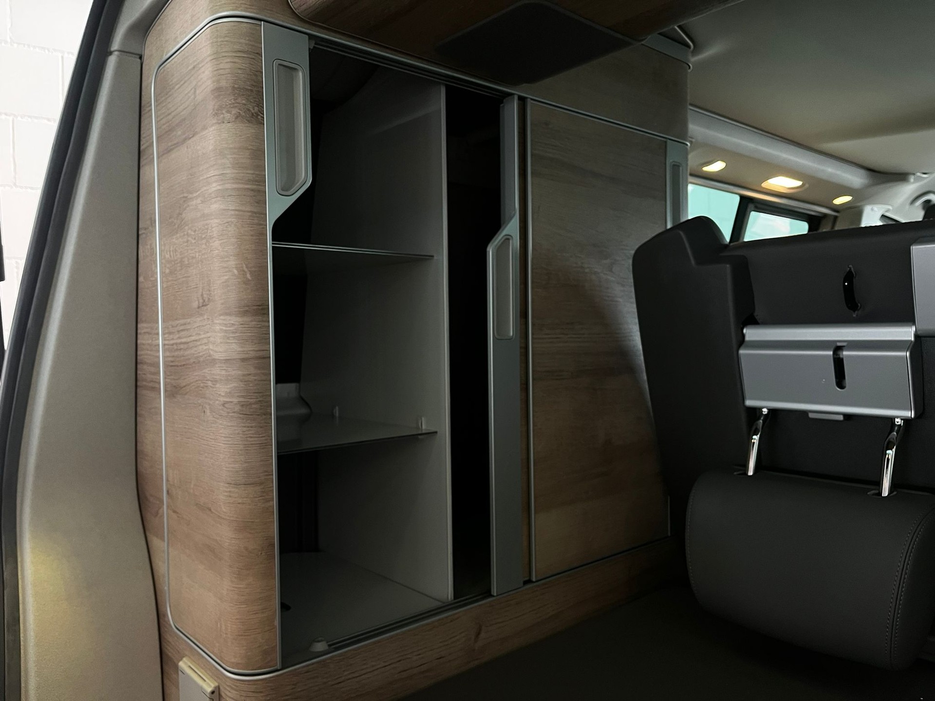 VW T6.1 California 2.0 Bi-TDI Ocean Edition Liberty DSG-image-19