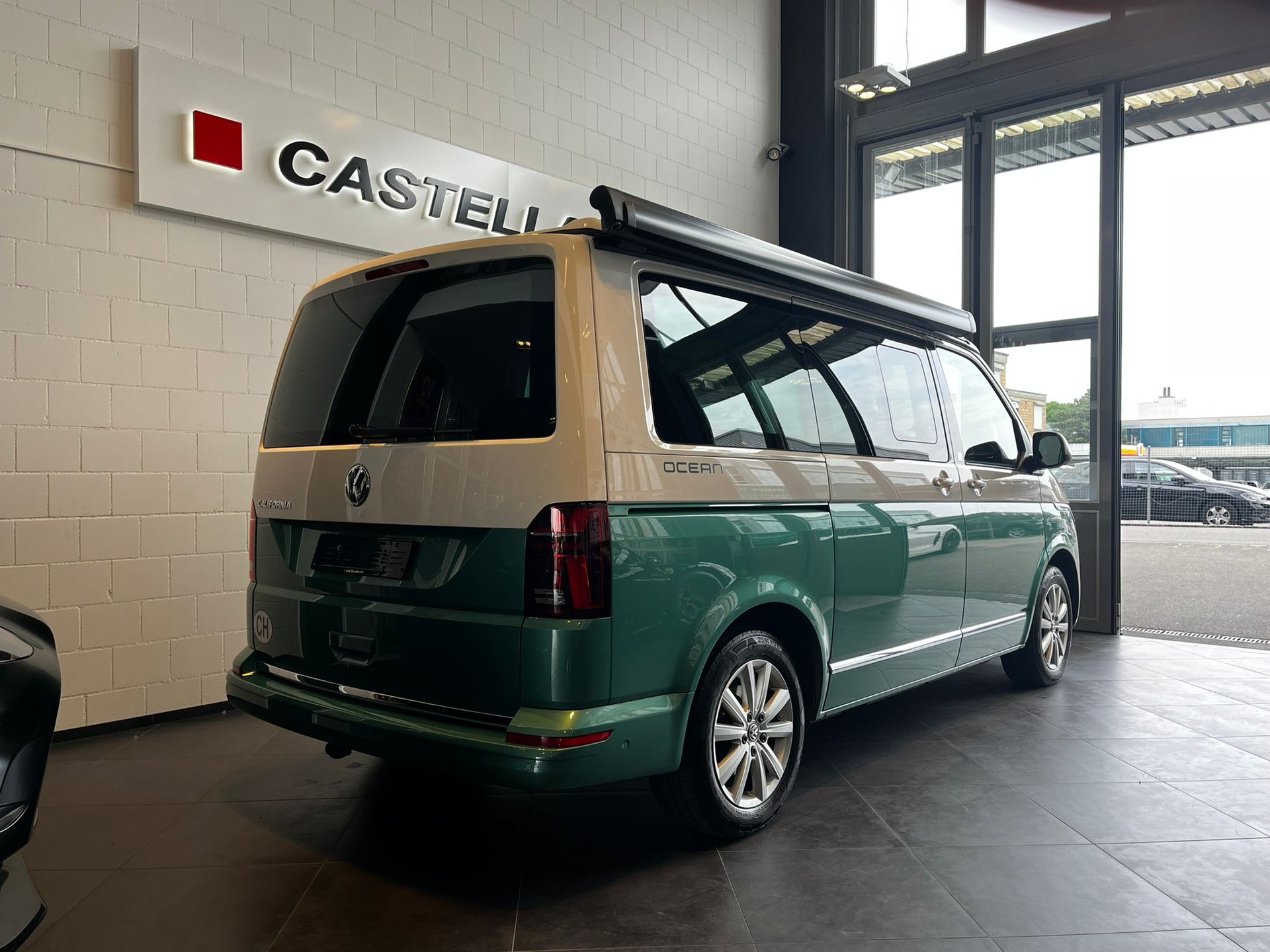 VW T6.1 California 2.0 Bi-TDI Ocean Edition Liberty DSG-image-7