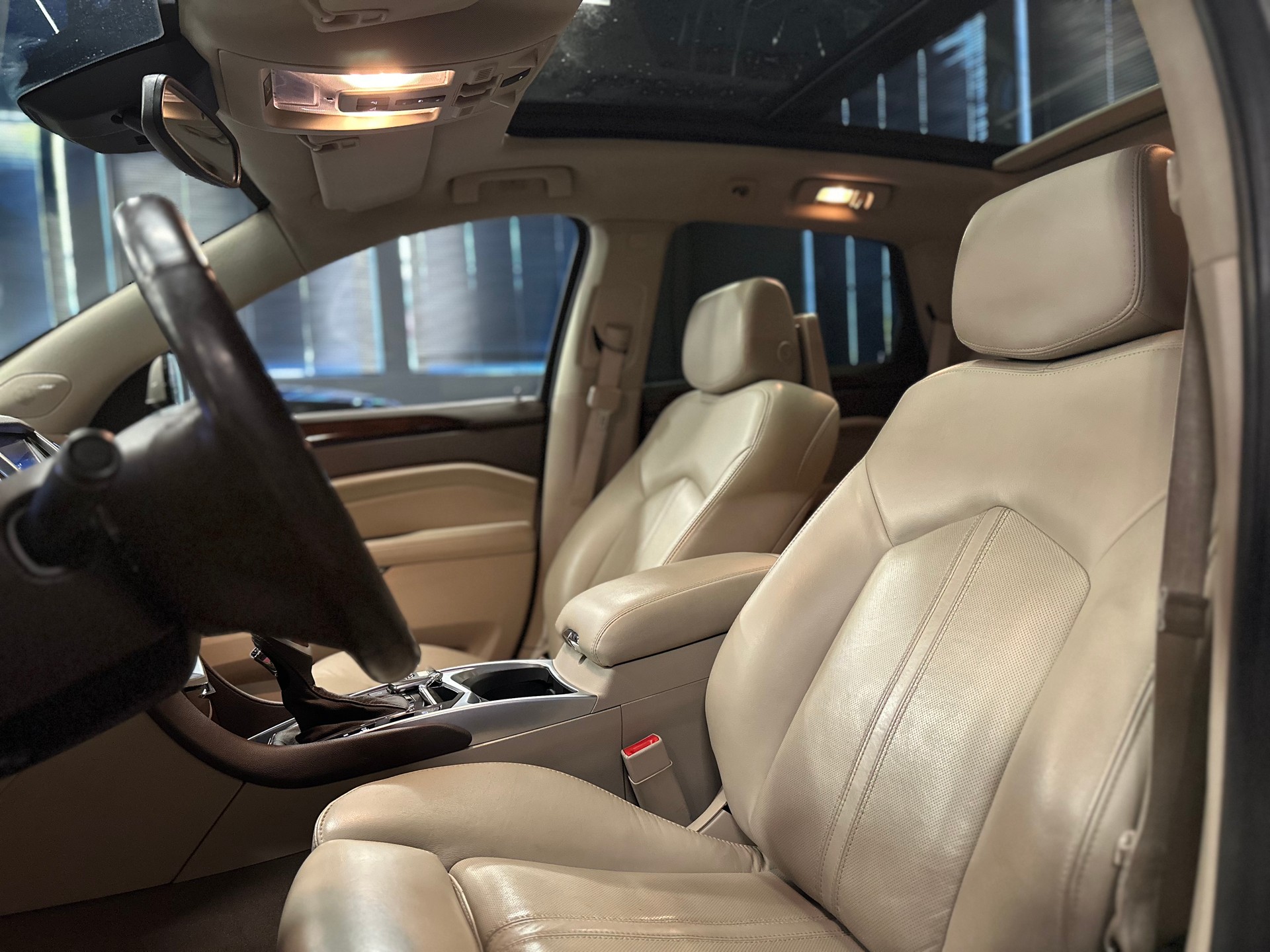 CADILLAC SRX 3.6 V6 Sport Luxury 4WD Automatic / ** Frisch ab MFK + Service **-image-17
