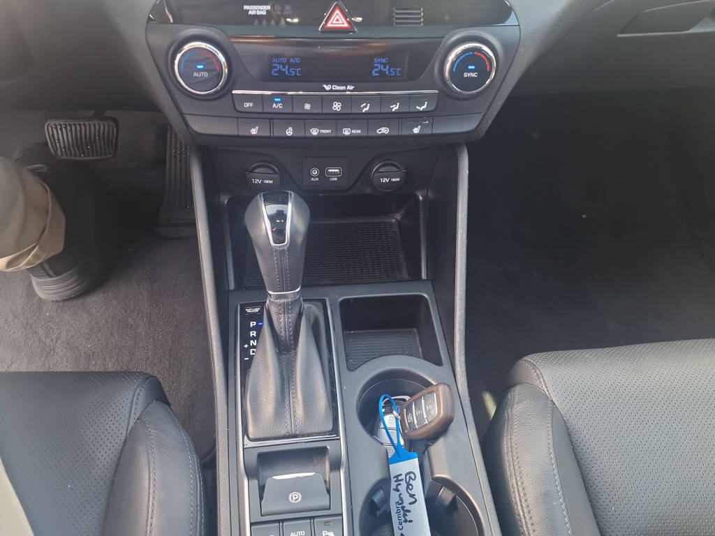 HYUNDAI Tucson 2.0 CRDi 185 Vertex 4WD-image-10