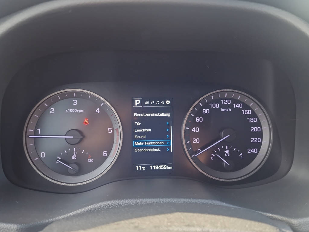 HYUNDAI Tucson 2.0 CRDi 185 Vertex 4WD-image-13