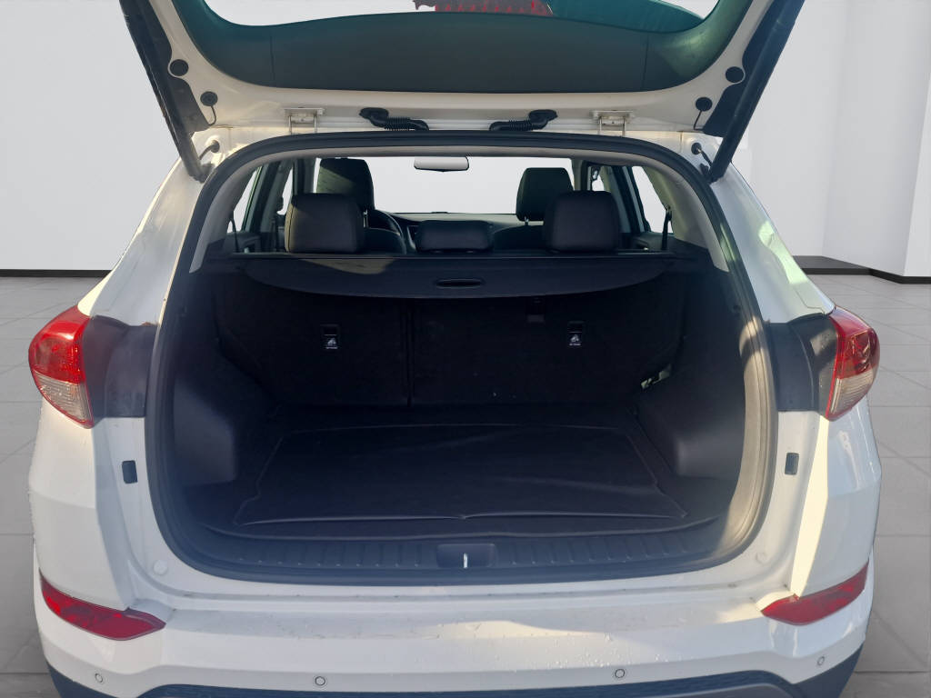 HYUNDAI Tucson 2.0 CRDi 185 Vertex 4WD-image-15