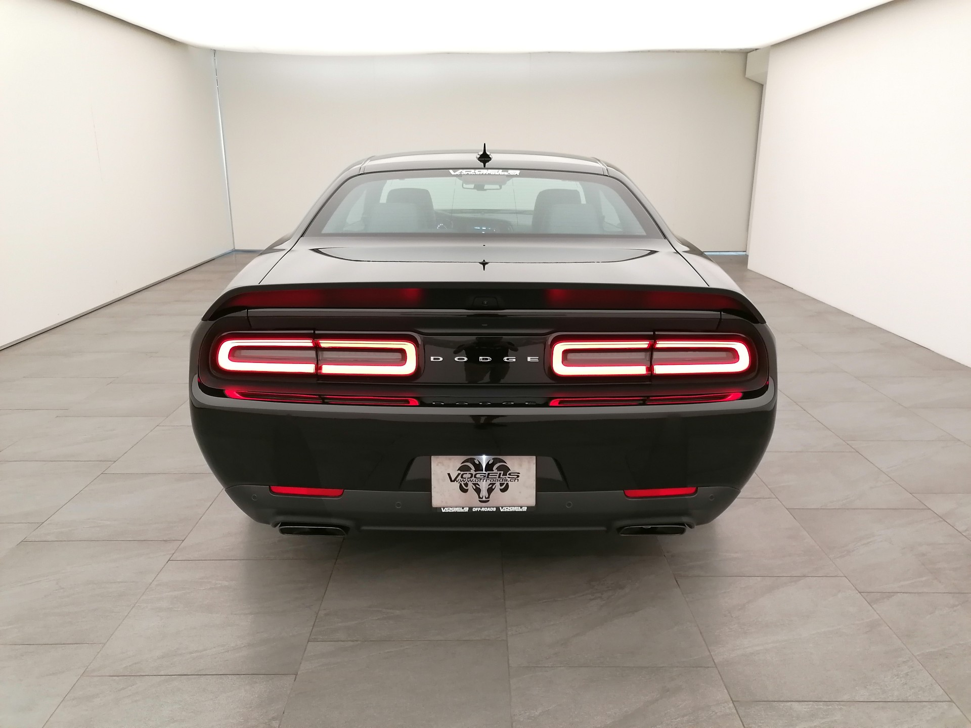 DODGE Challenger Hellcat WB Jailbreak-image-4