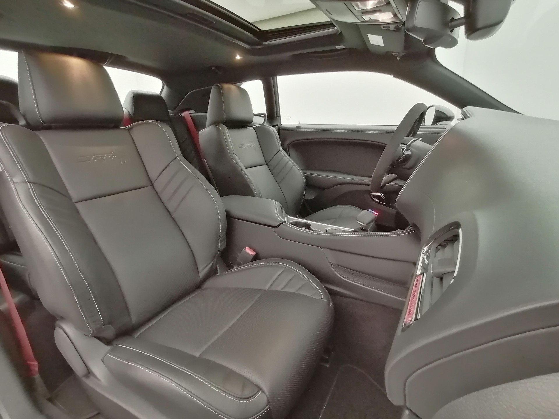 DODGE Challenger Hellcat WB Jailbreak-image-14