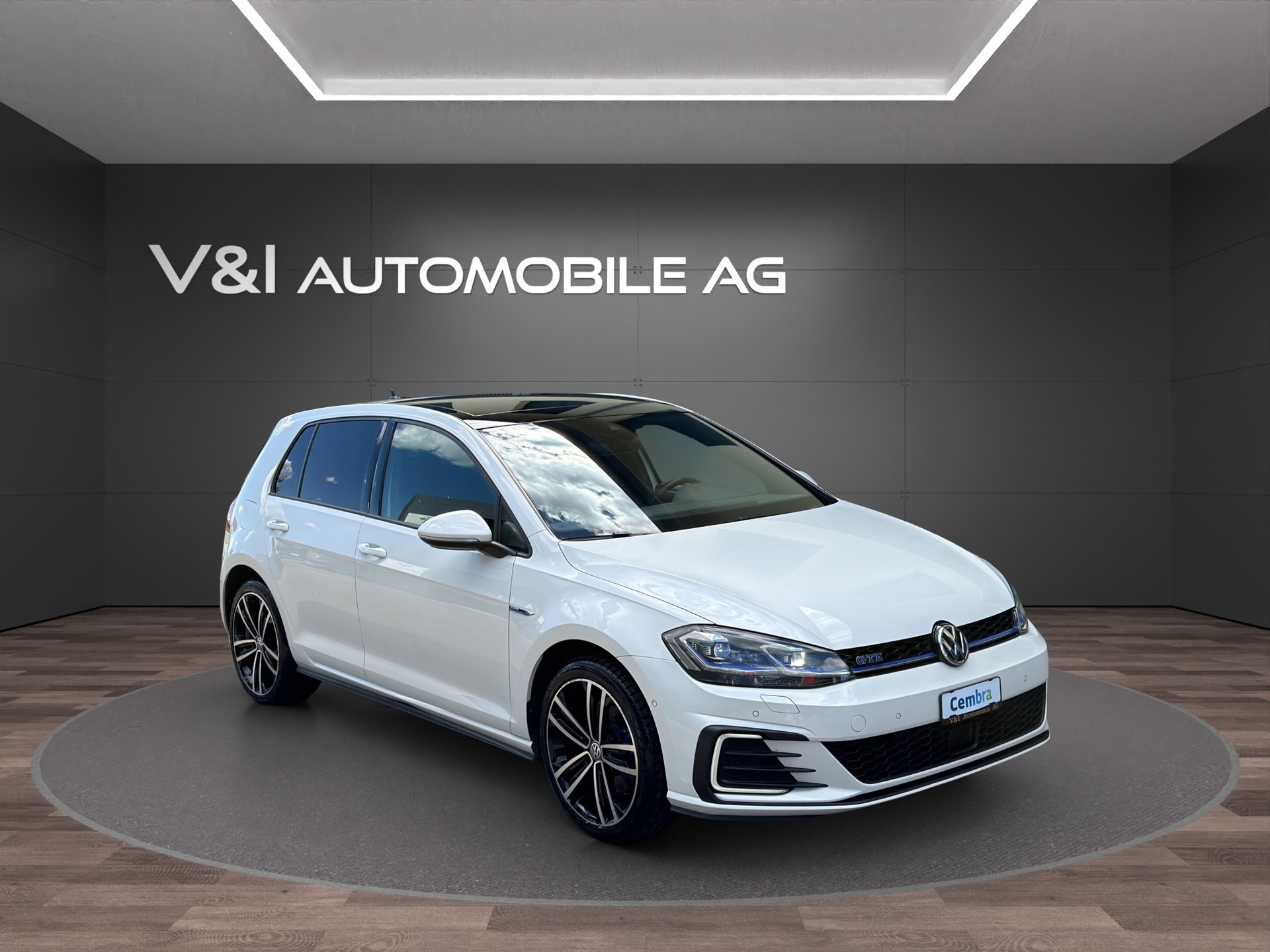 VW Golf 1.4 TSI GTE DSG-showroom-element-1