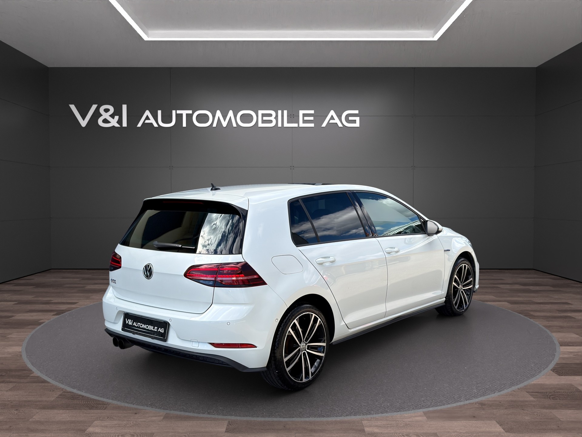 VW Golf 1.4 TSI GTE DSG-image-4