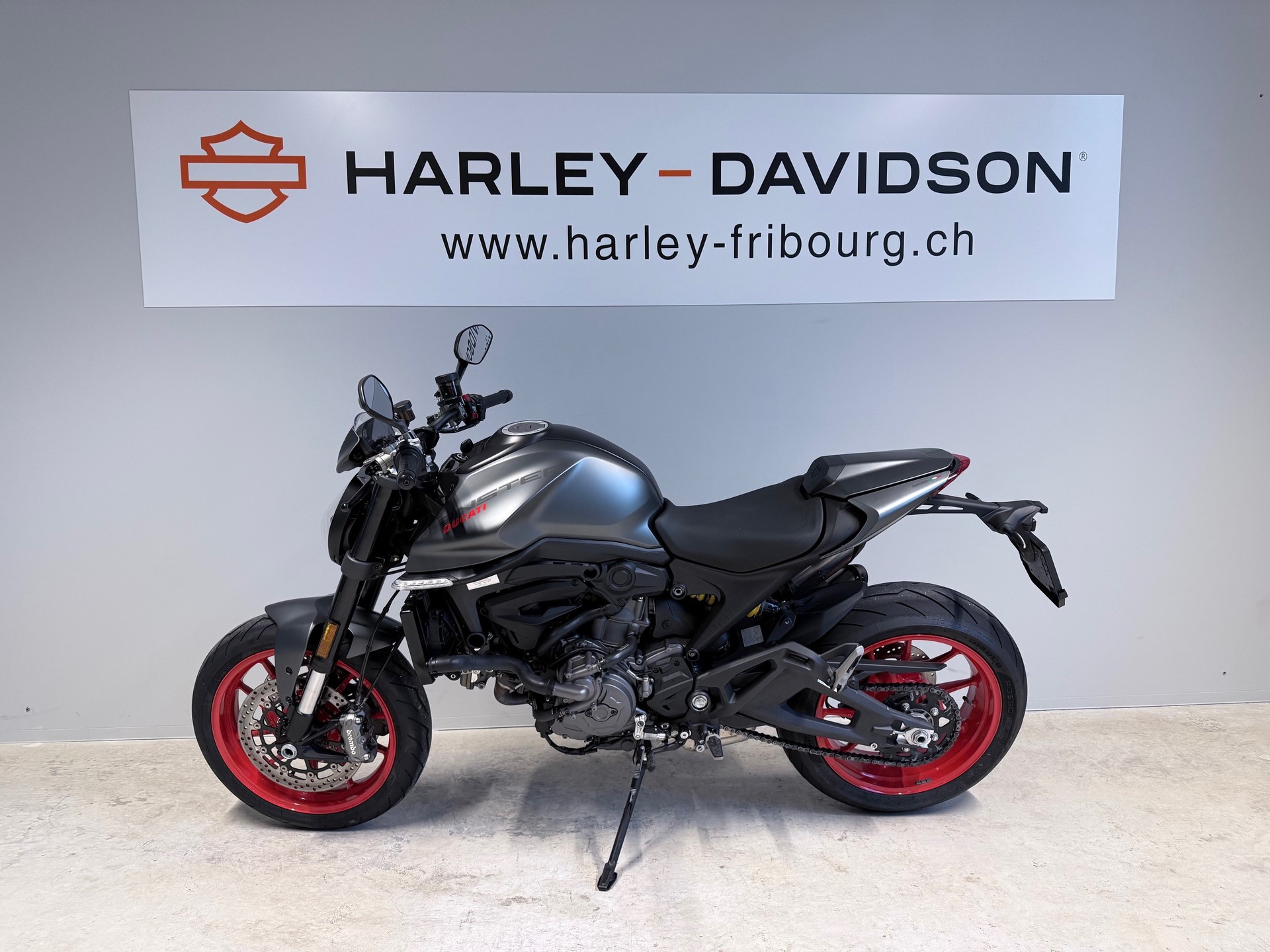 DUCATI Monster + 937-image-2