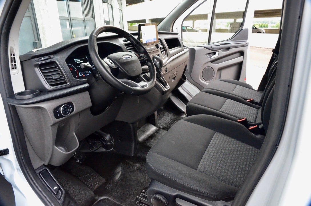 FORD Transit Custom 320 L1H1 130PS Trend Automat-showroom-element-2