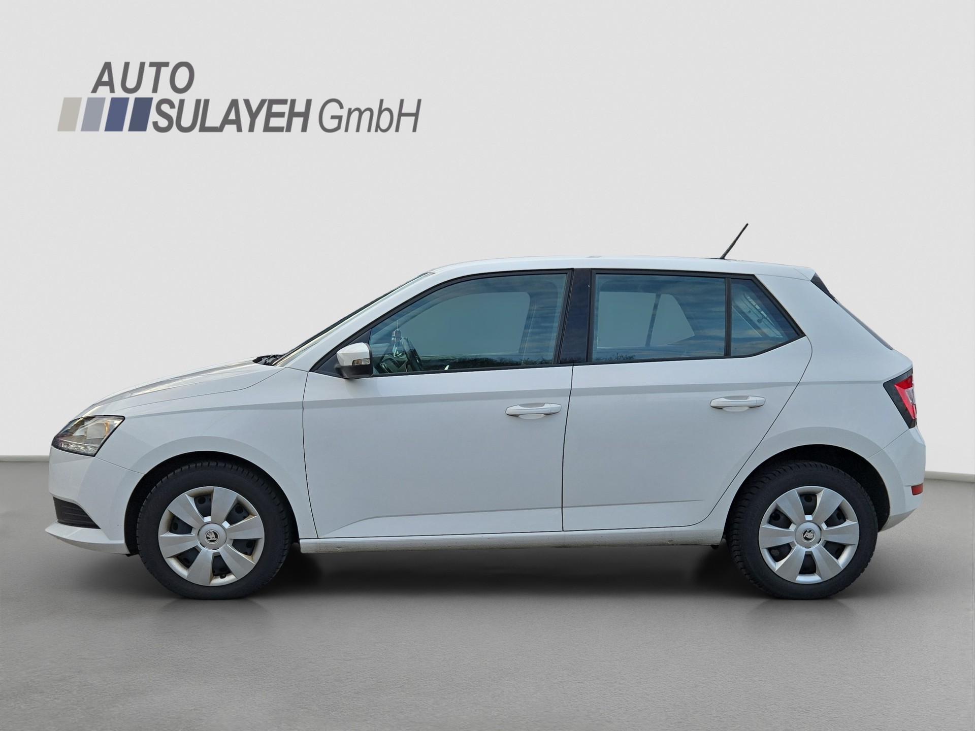 SKODA Fabia 1.0 MPI Ambition-showroom-element-1