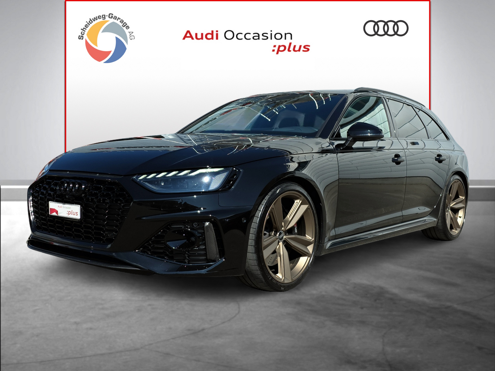 AUDI RS4 Avant quattro tiptronic