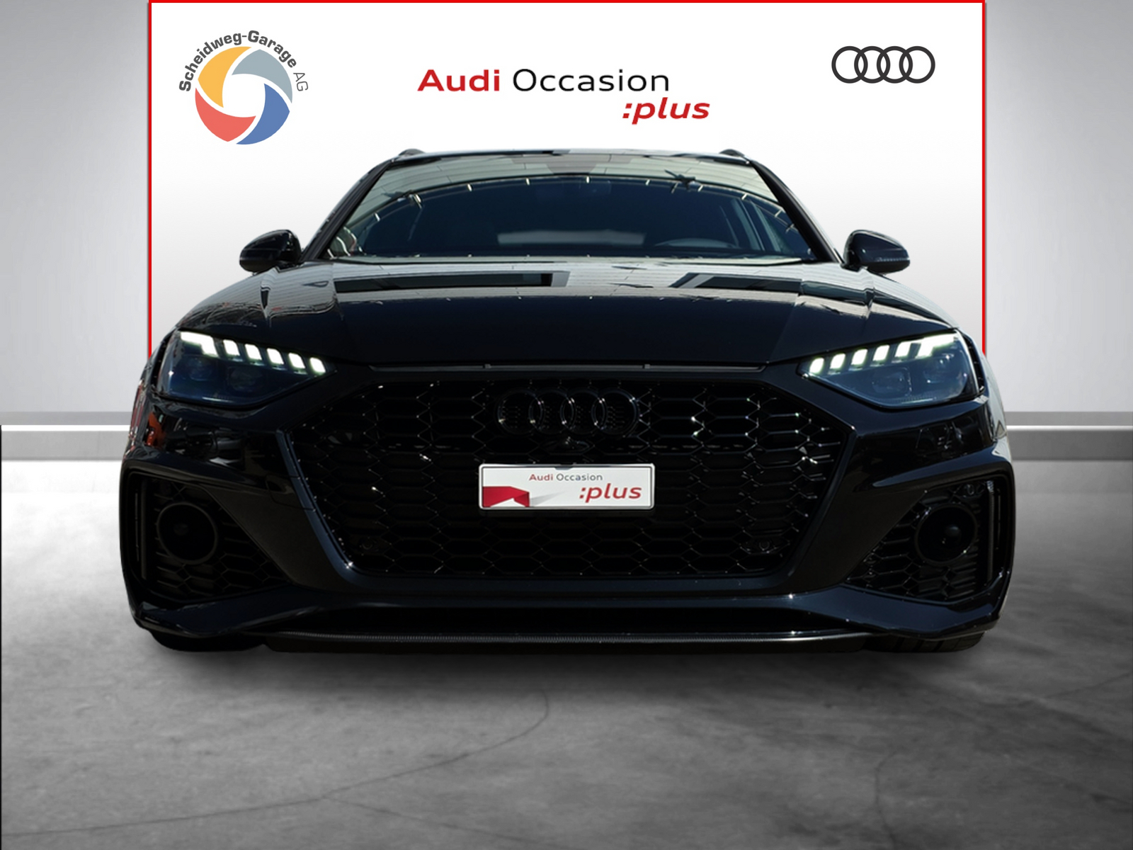 AUDI RS4 Avant quattro tiptronic-showroom-element-1