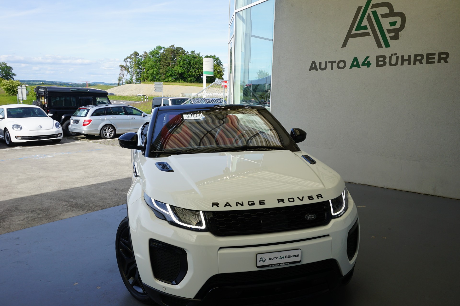 LAND ROVER Evoque 2.0Si4 HSE Dynamic Convertible 241 PS-image-5