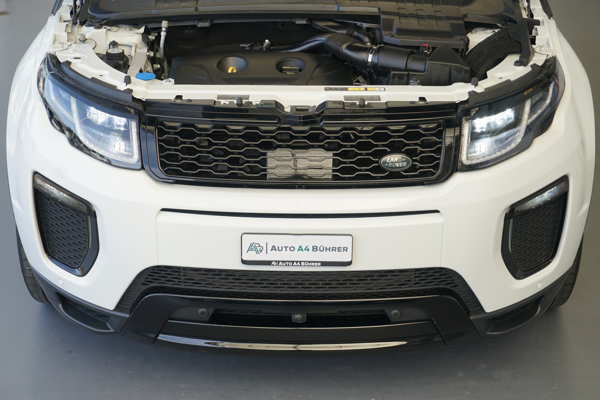 LAND ROVER Evoque 2.0Si4 HSE Dynamic Convertible 241 PS-image-20
