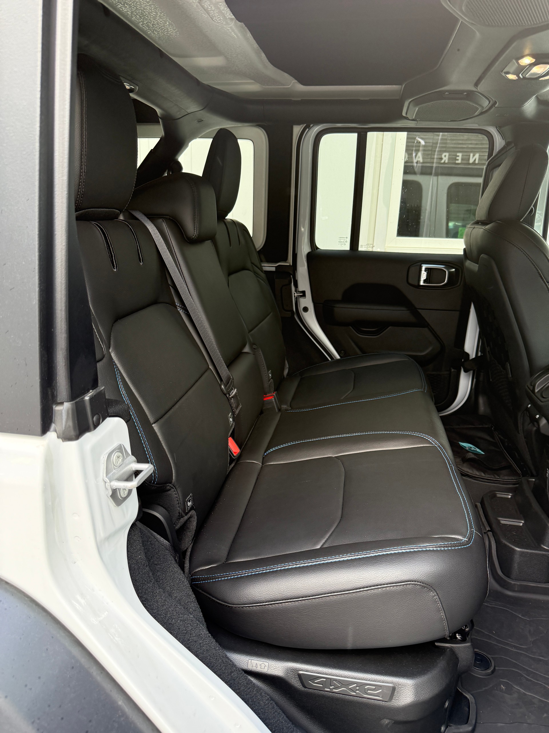 JEEP Wrangler 2.0 PHEV Unlimited Rubicon DT Automatic *NEUFAHRZEUG*-image-16