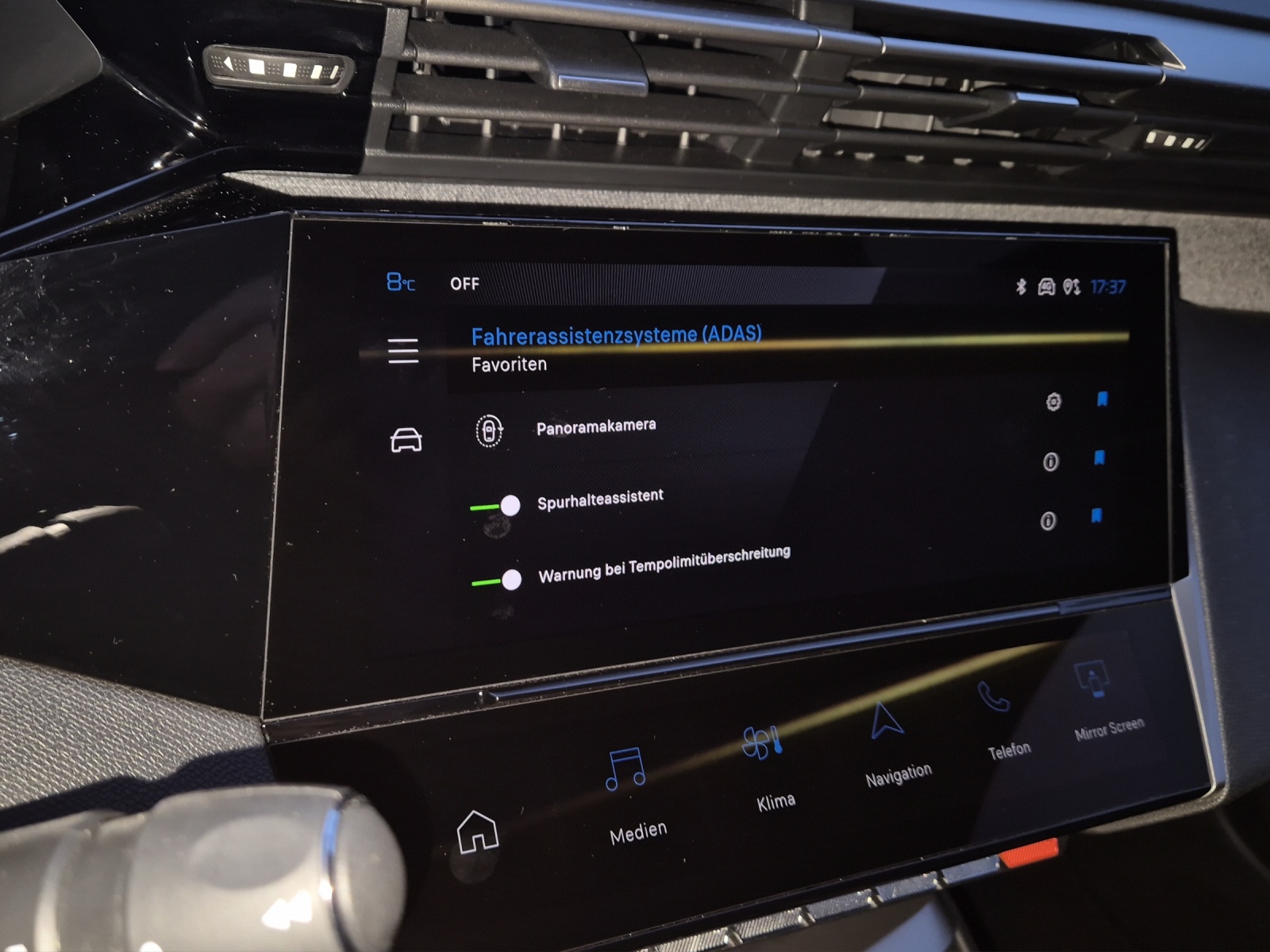 PEUGEOT 308 e SW Allure 54kWh-image-14