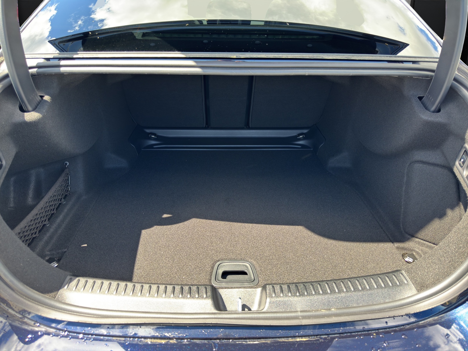 MERCEDES-BENZ E 220 d 4Matic 9G-Tronic-image-12