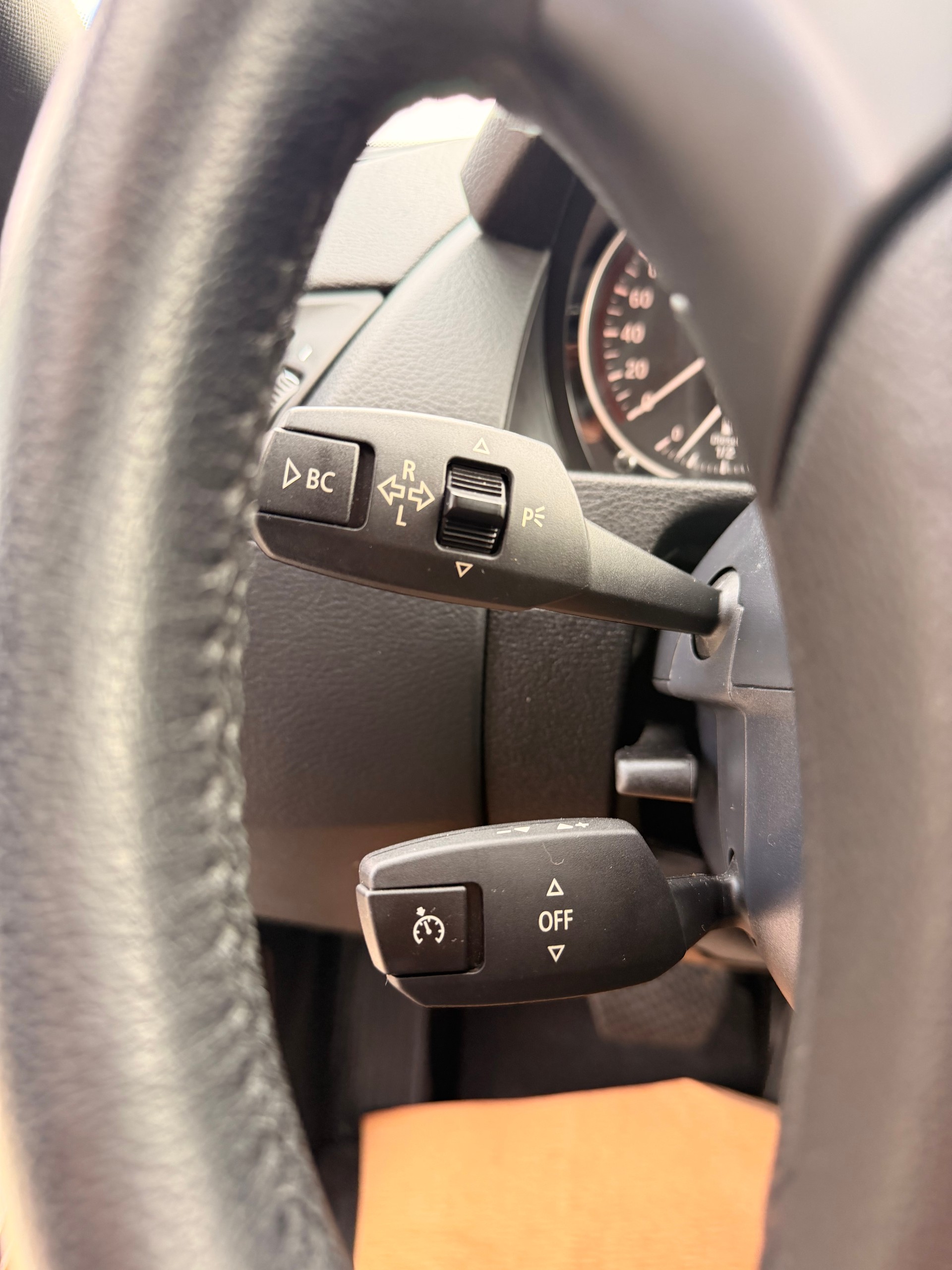 BMW X1 xDrive 20d Steptronic-image-21