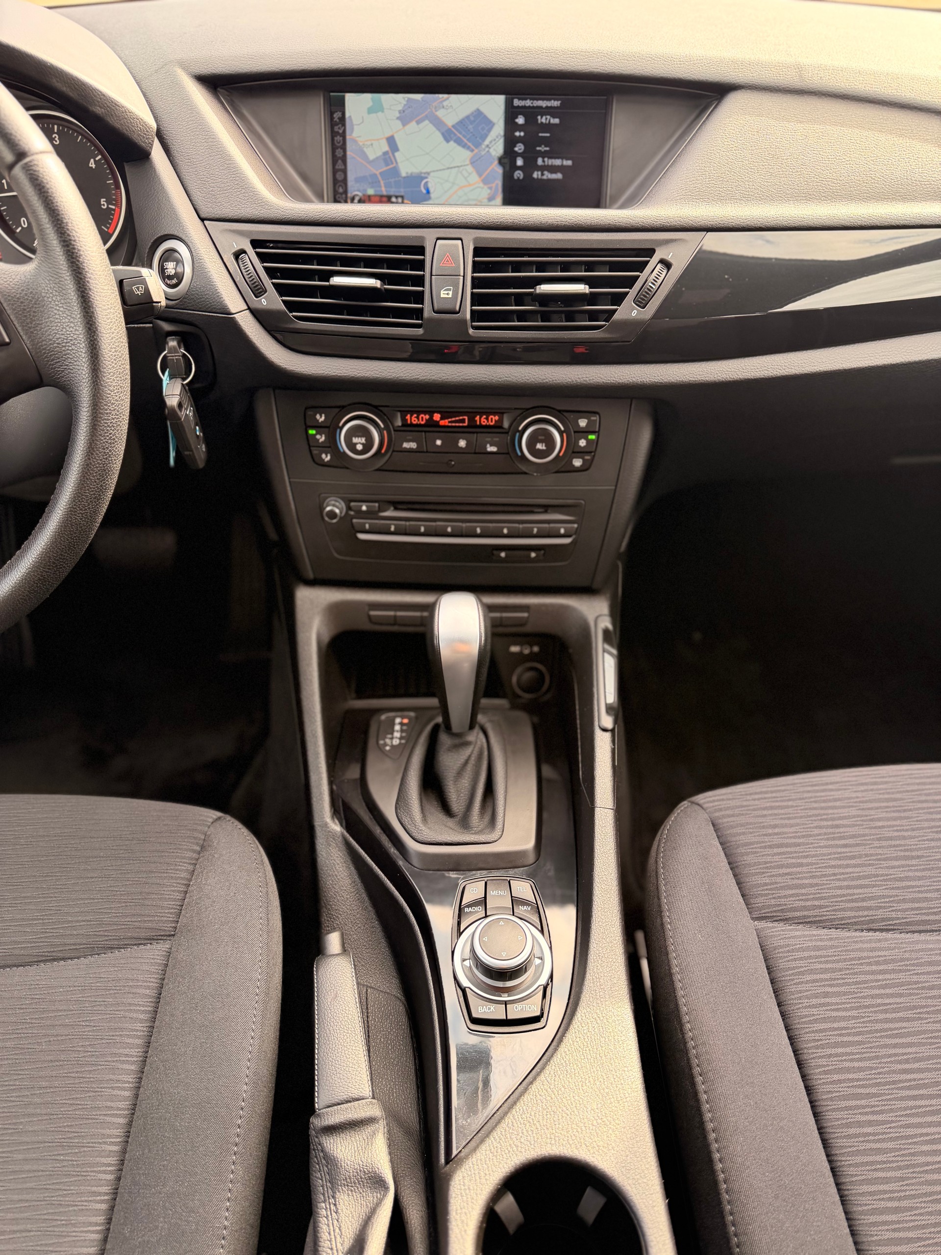 BMW X1 xDrive 20d Steptronic-image-22