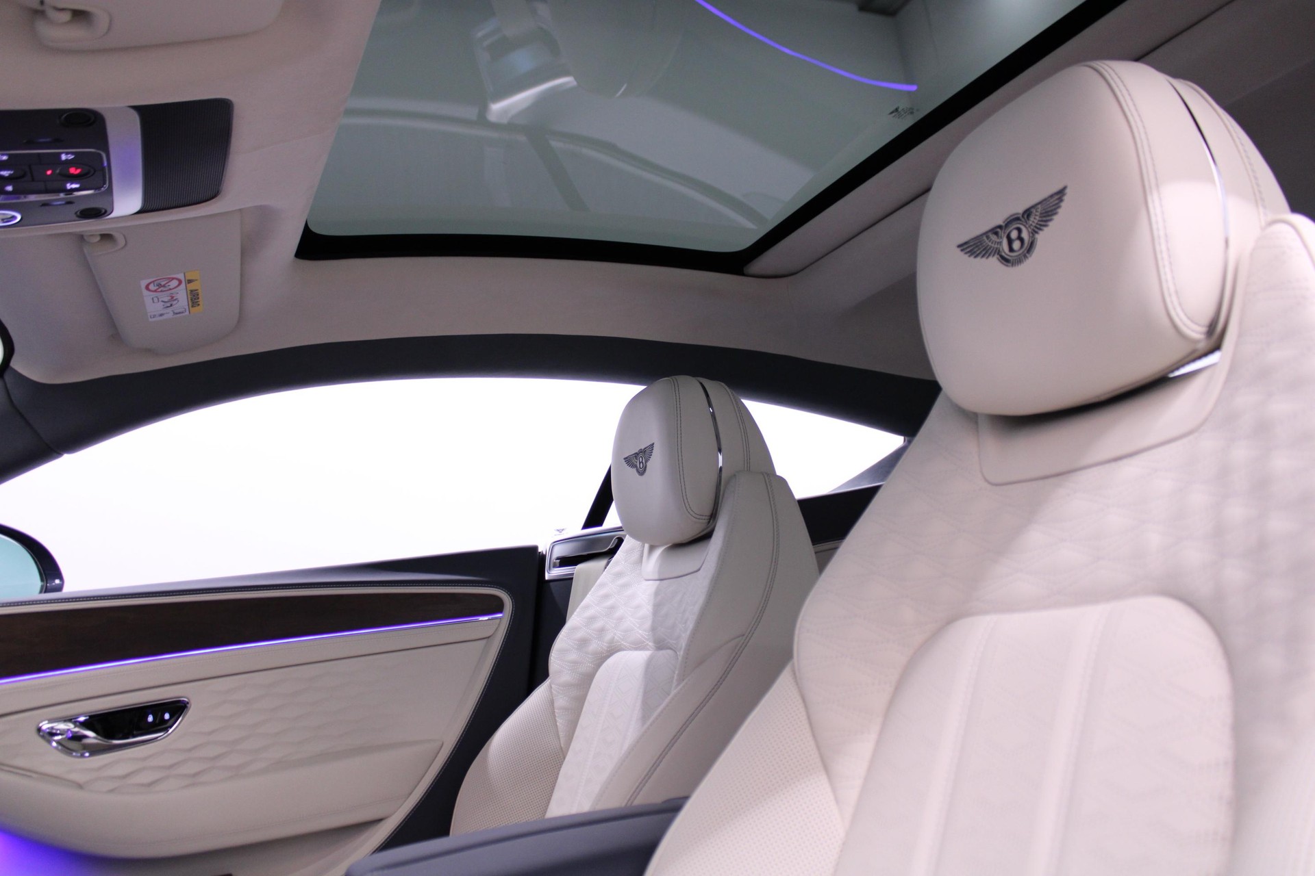 BENTLEY Continental GT 4.0 V8 Hybrid Speed-image-12