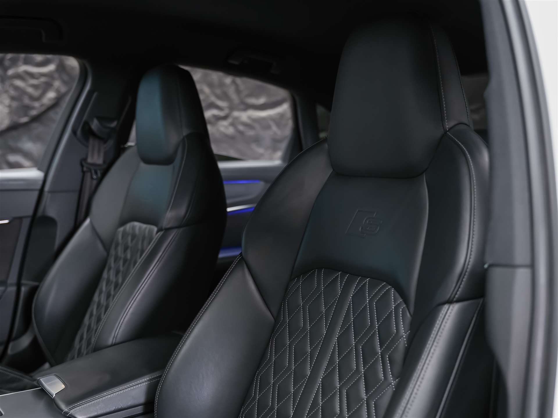 AUDI S6 Limousine 3.0 TDI quattro tiptronic *Head Up*Abstandsregler*Bang&Olufsen*-image-9