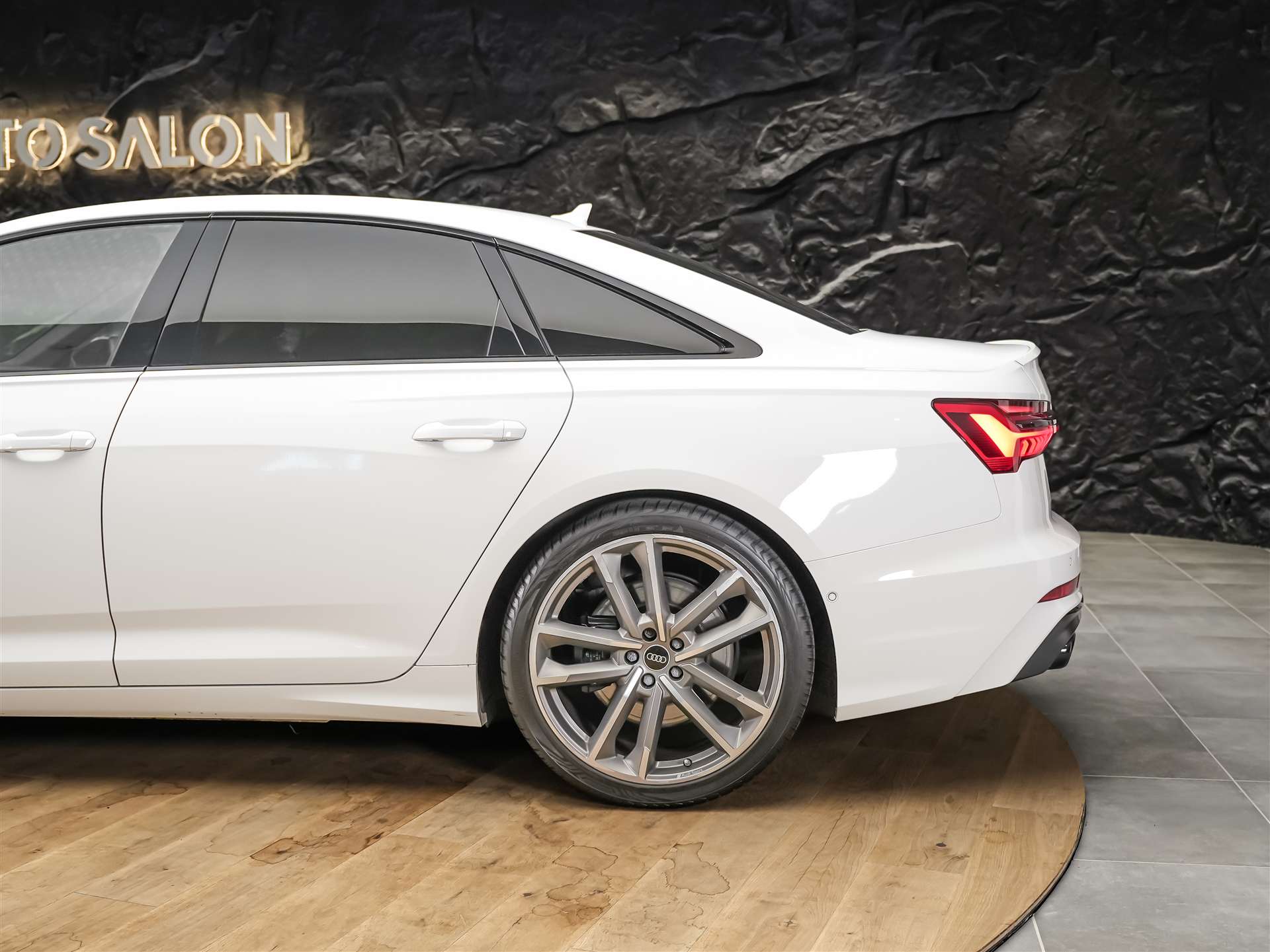 AUDI S6 Limousine 3.0 TDI quattro tiptronic *Head Up*Abstandsregler*Bang&Olufsen*-image-17