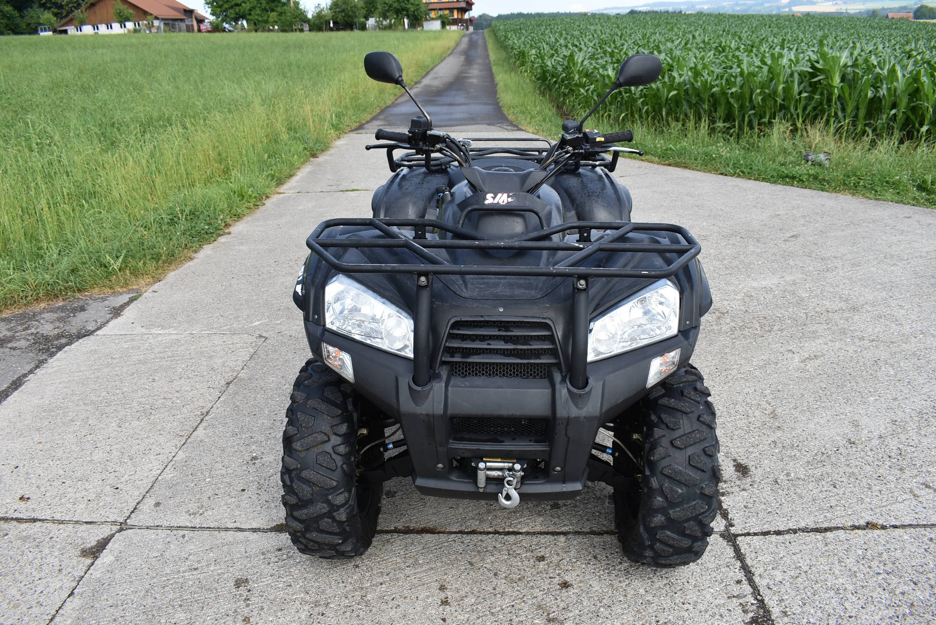 SMC (SM) J-Mal 700 4x4-image-1