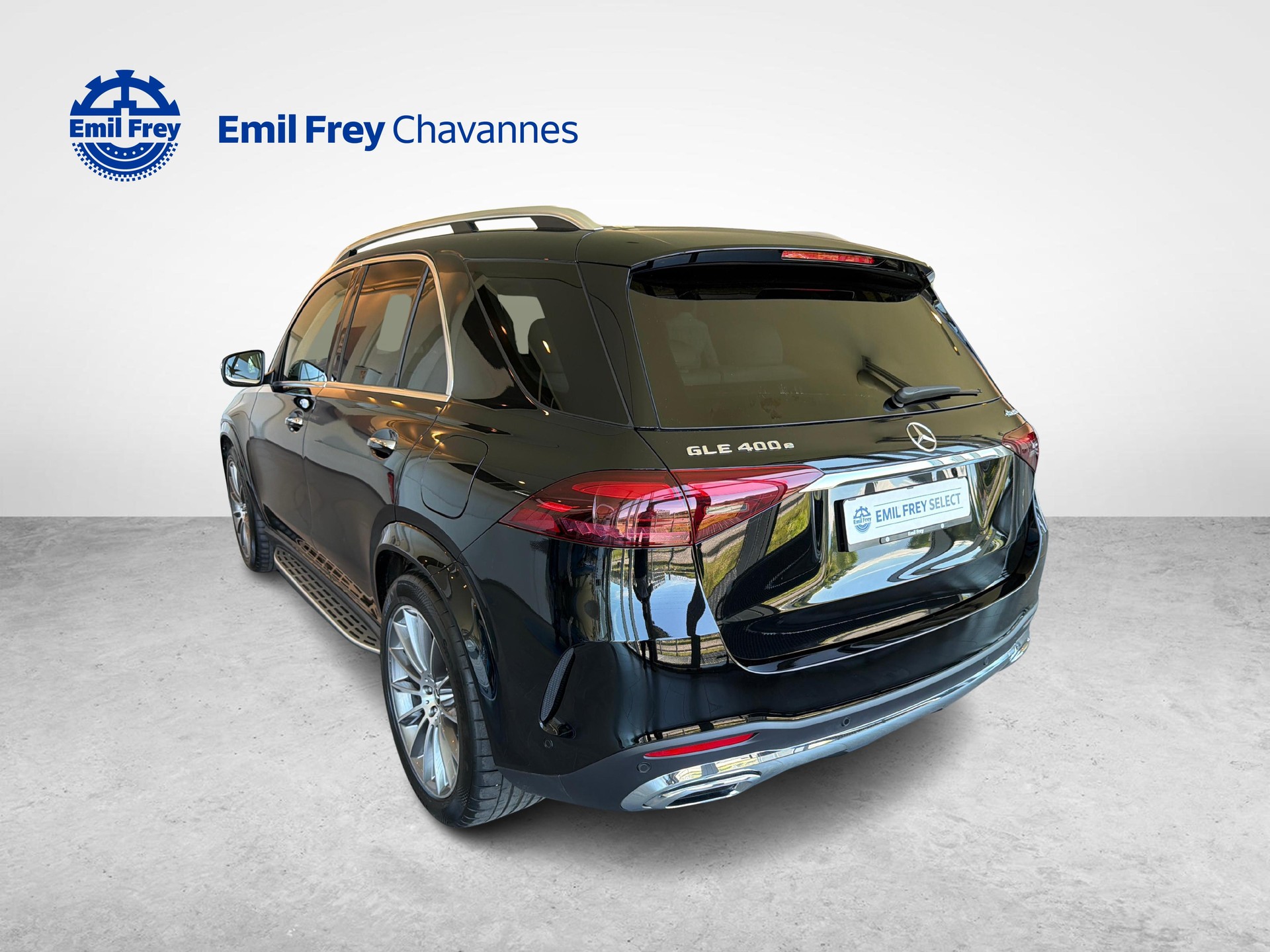 MERCEDES-BENZ GLE 400 e AMG Line 4matic-showroom-element-3