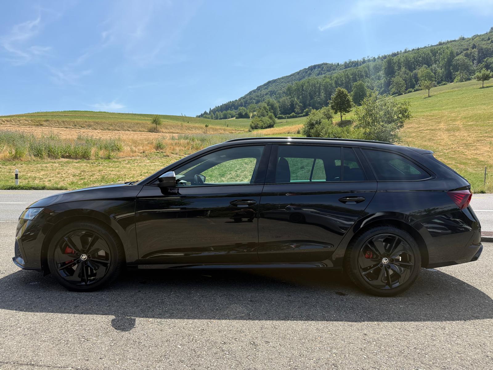 SKODA Octavia Combi 2.0 TSI DSG RS-showroom-element-2