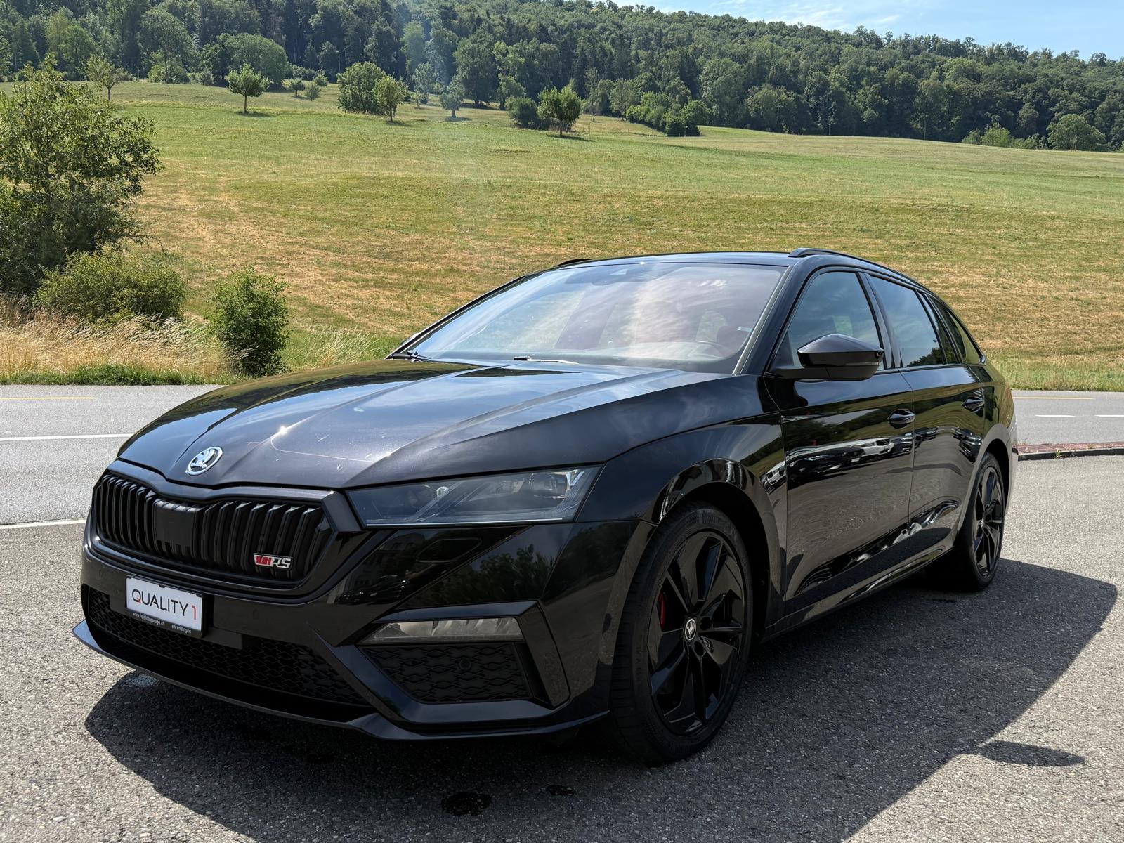 SKODA Octavia Combi 2.0 TSI DSG RS
