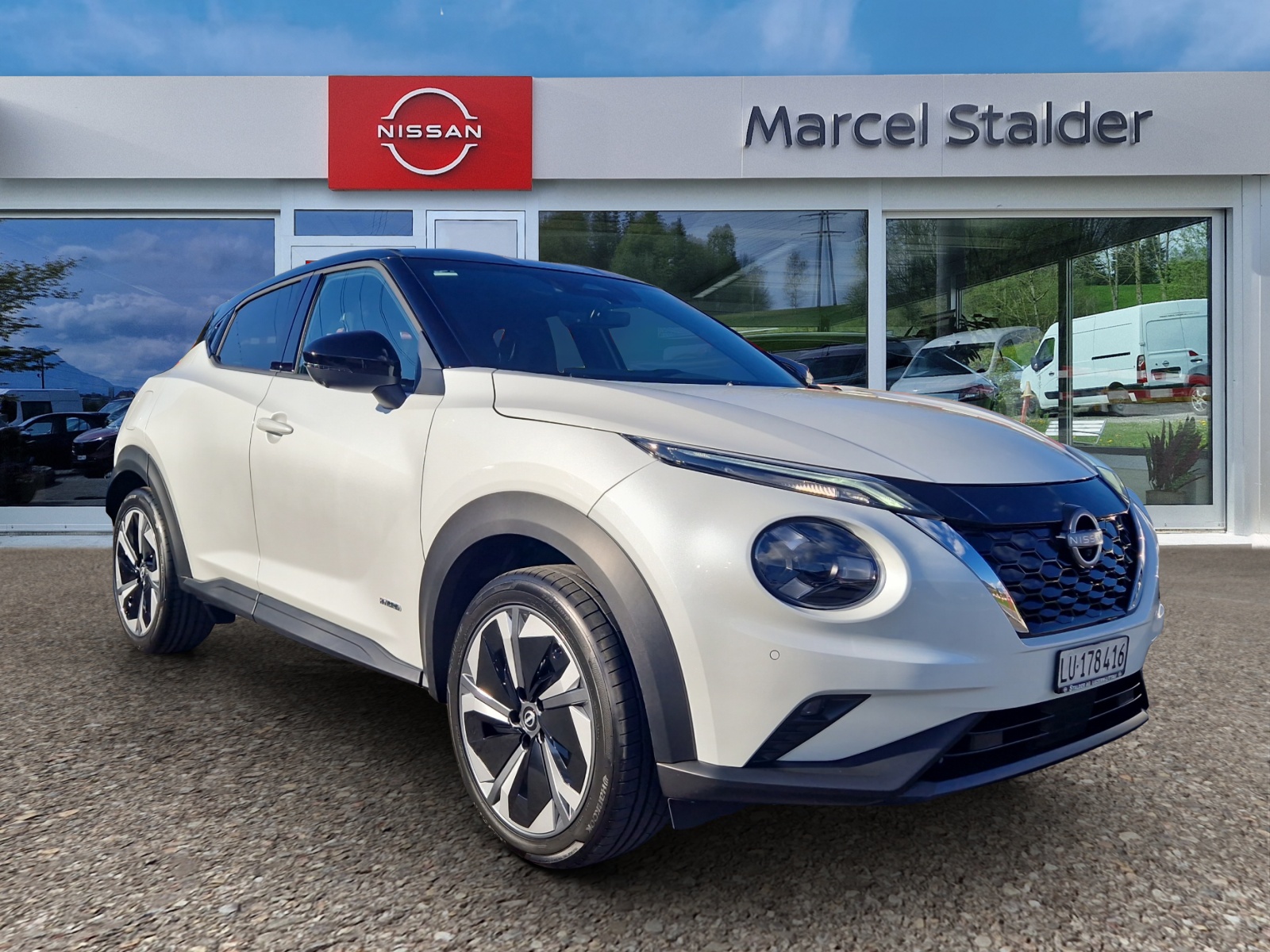 NISSAN Juke 1.6 FHEV Tekna-image-6