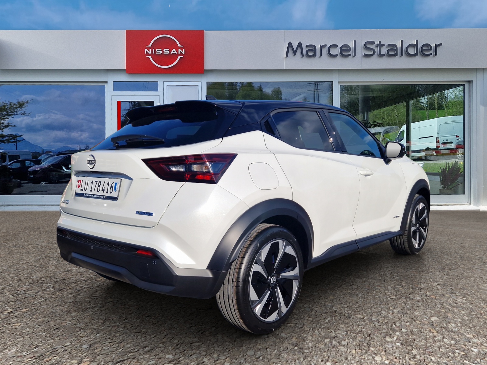 NISSAN Juke 1.6 FHEV Tekna-image-4