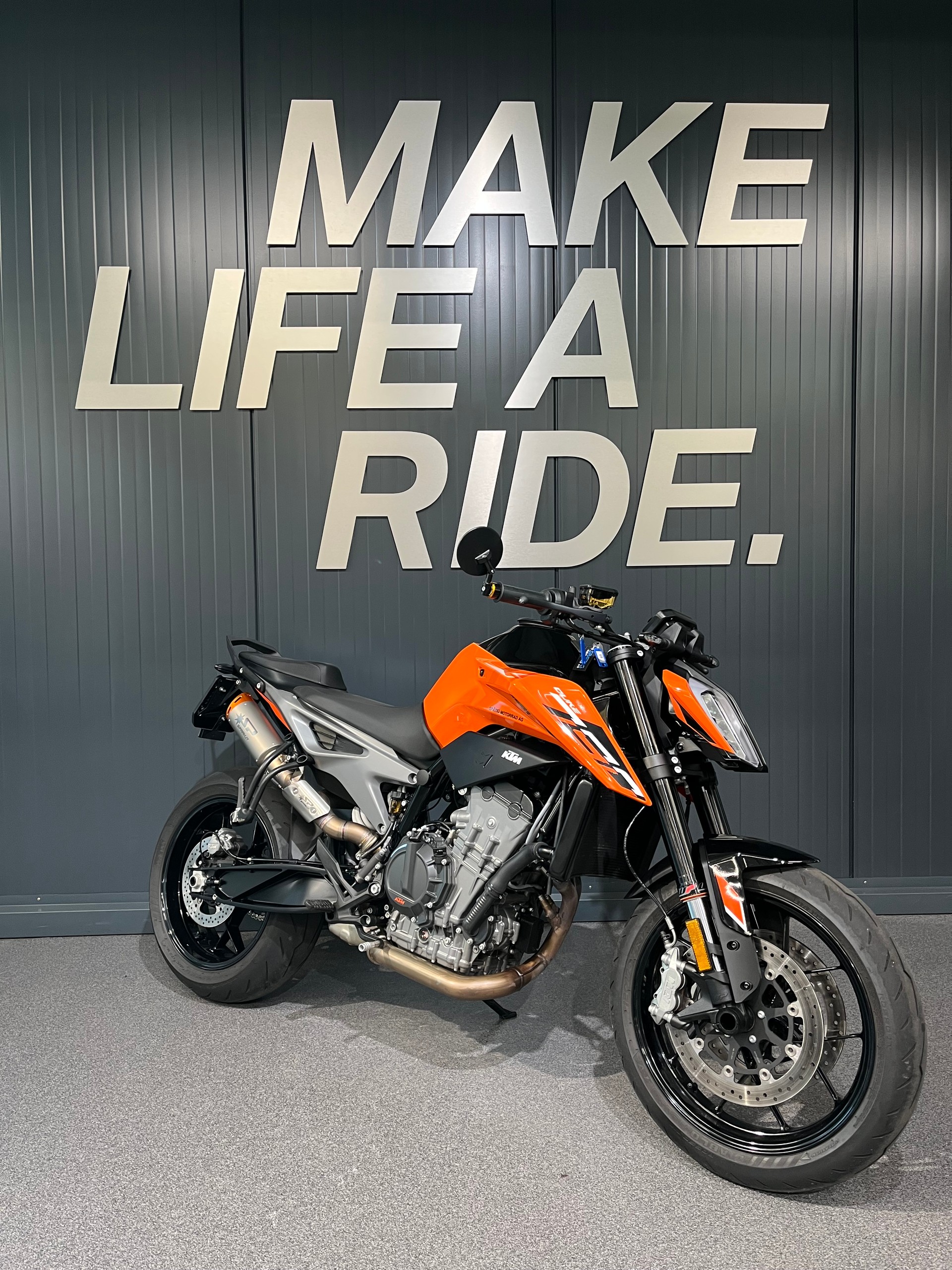 KTM 790 Duke L-image-1