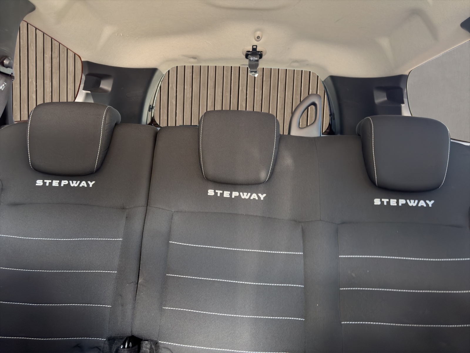 DACIA Lodgy 1.2 Turbo Stepway PL-image-12