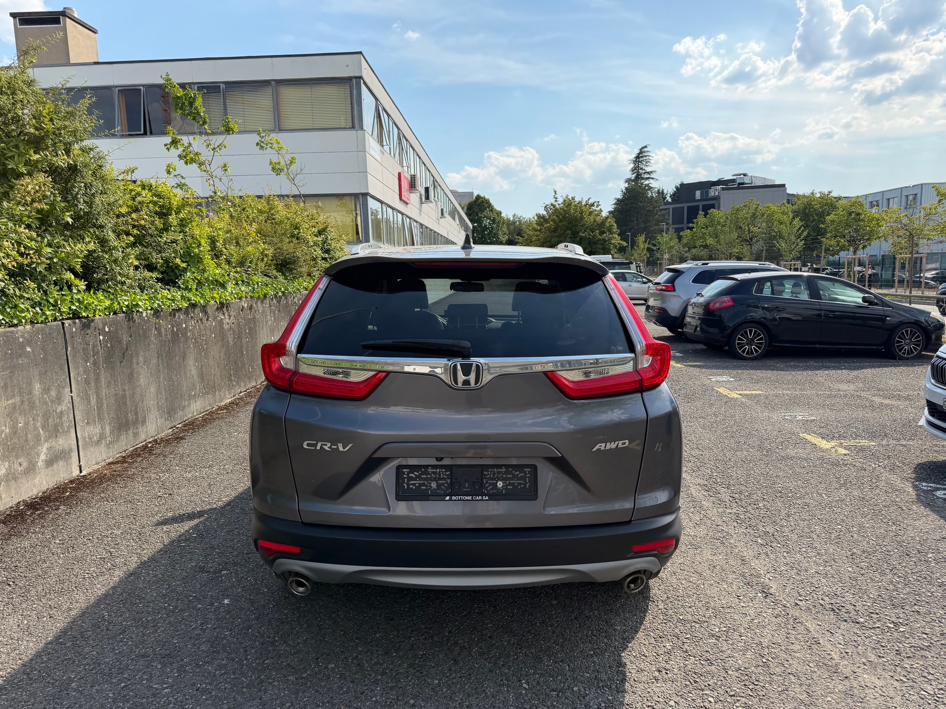 HONDA CR-V 1.5 i-VTEC Executive 4WD-image-7