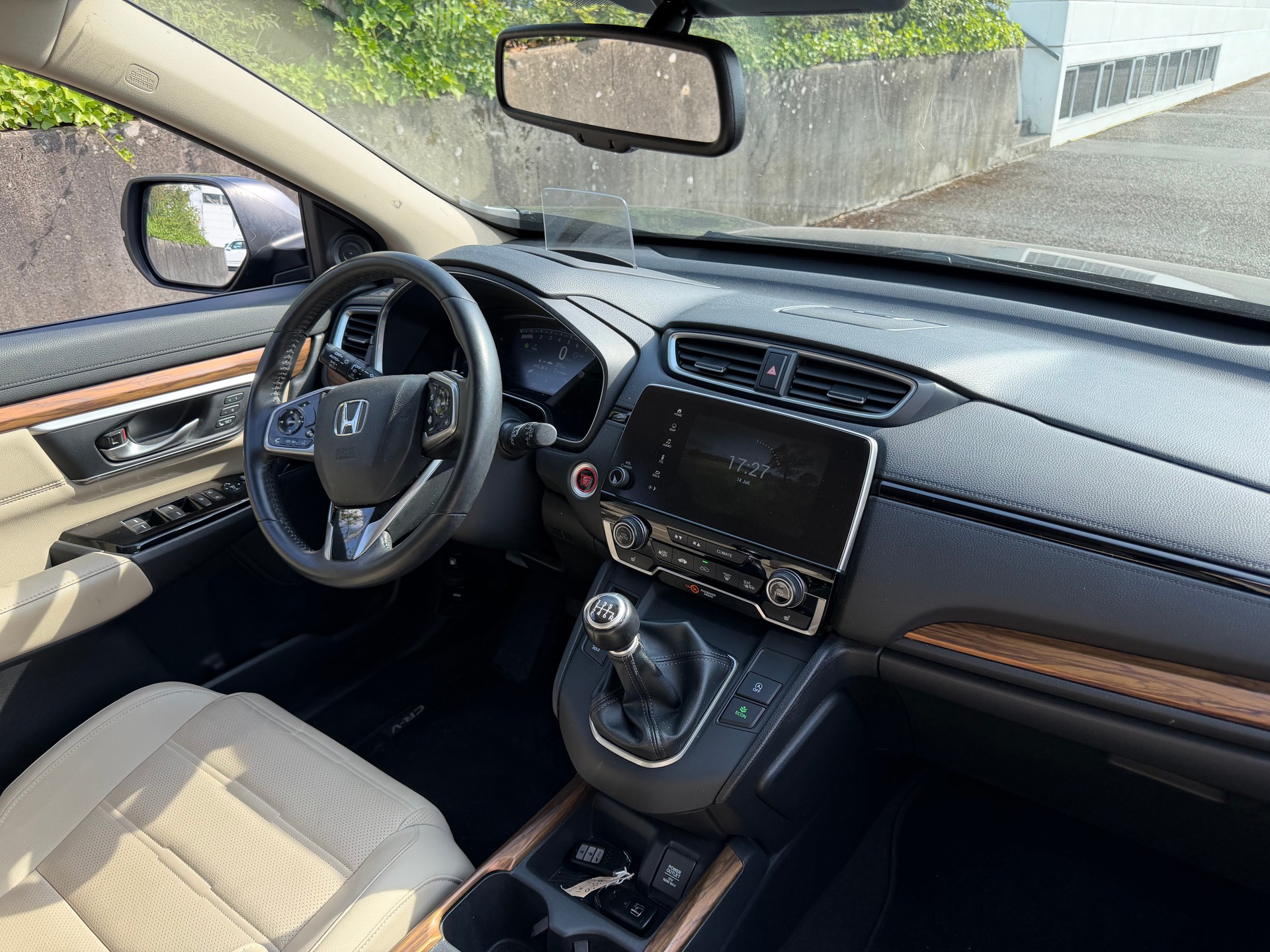 HONDA CR-V 1.5 i-VTEC Executive 4WD-image-3