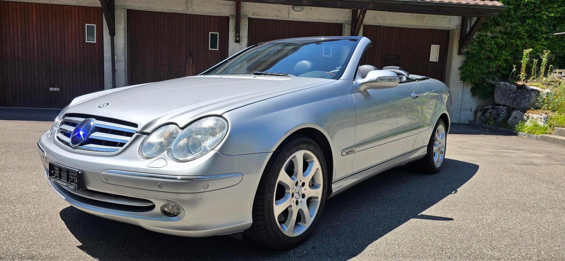 MERCEDES-BENZ CLK 500 V8