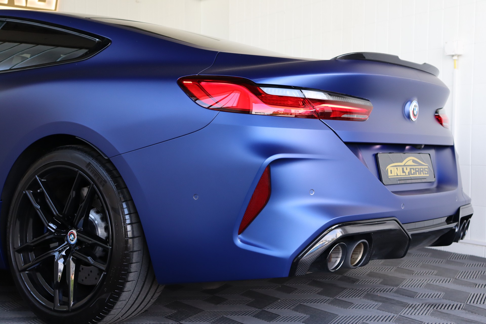 BMW M8 xDrive Steptronic M Competition * SCHALENSITZE * INDIVIDUAL * FULL CARBON * VOLL PPF FOLLIERT *-image-9
