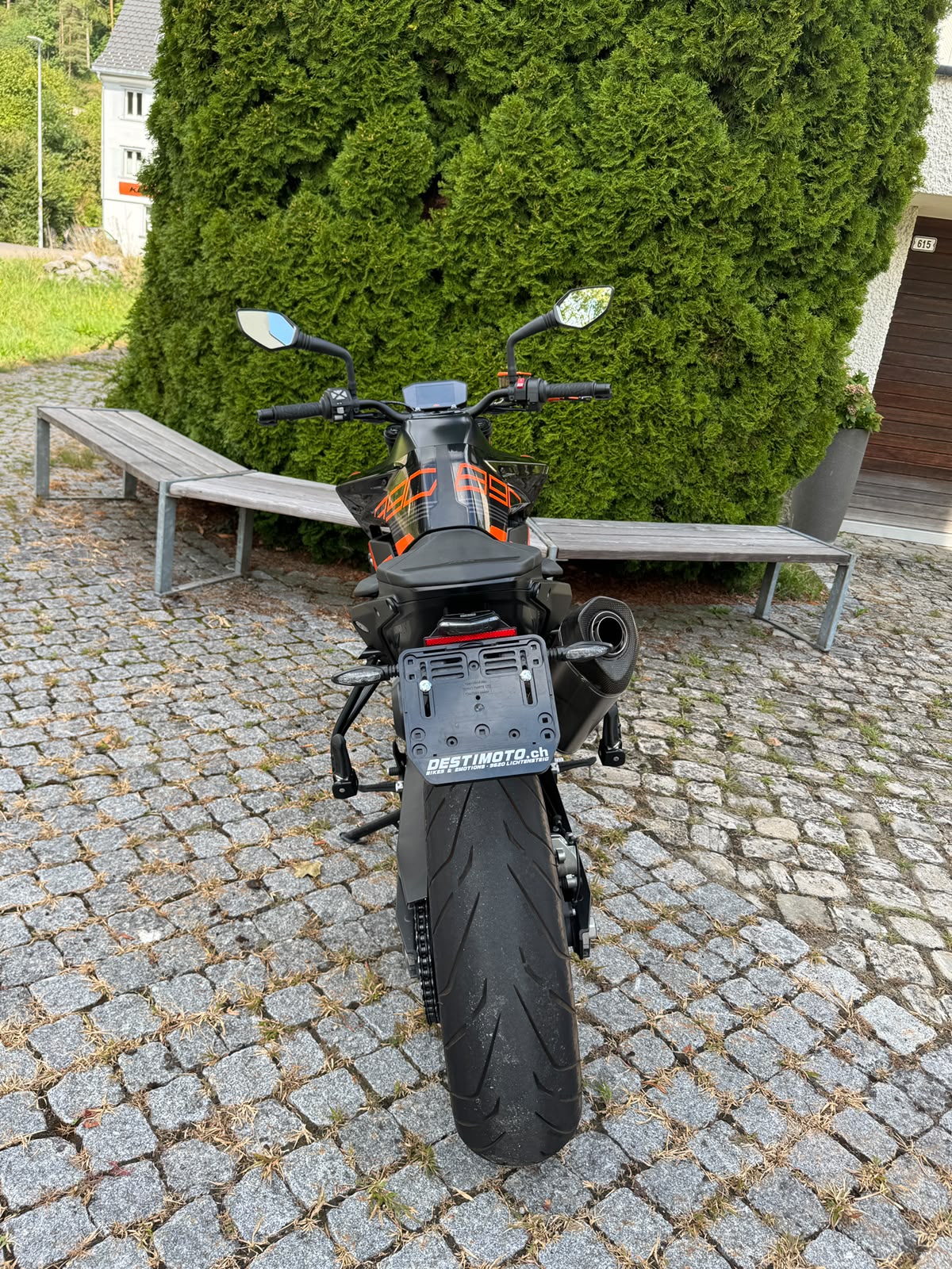 KTM 890 Duke L-image-6