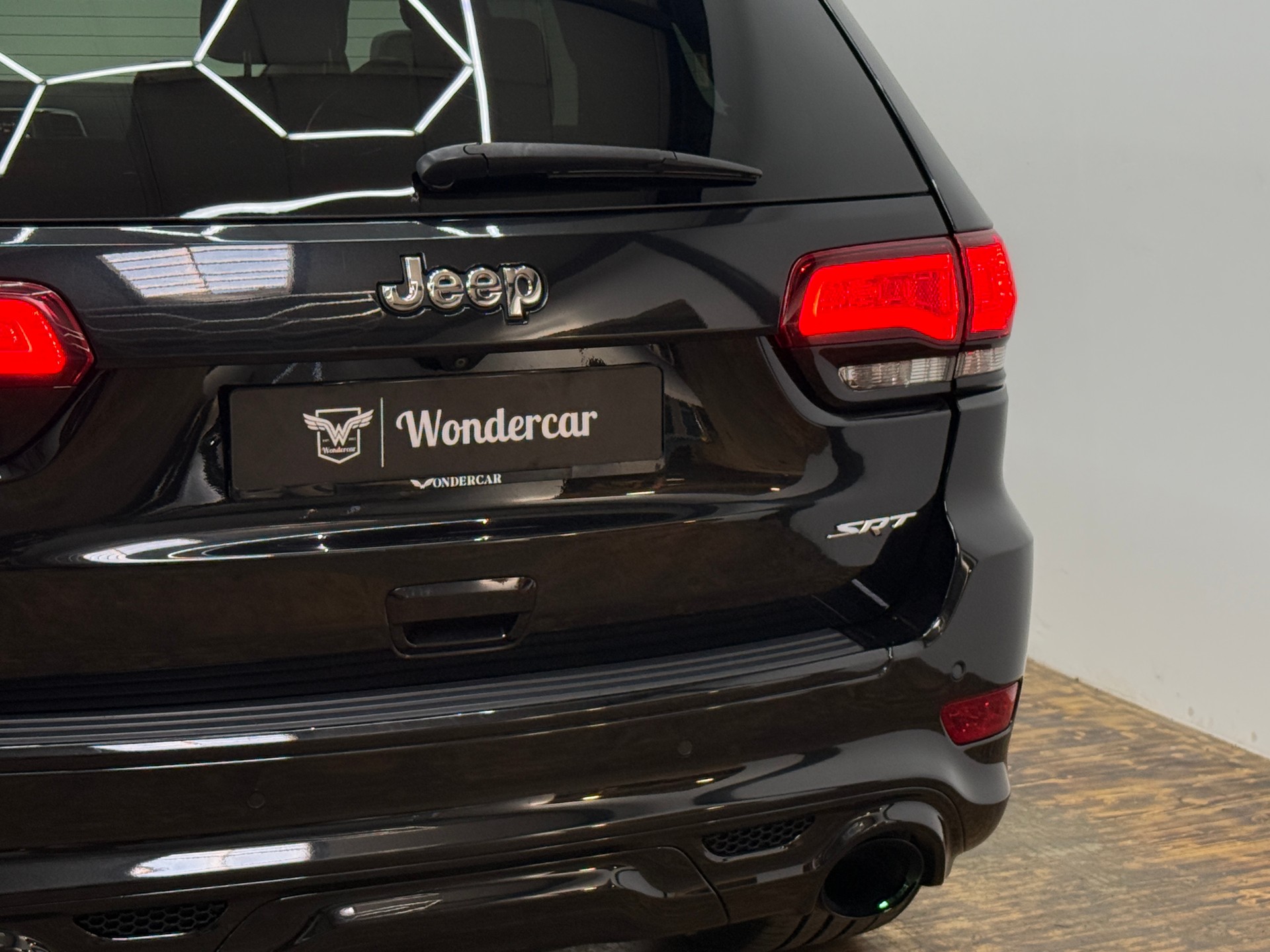 JEEP Grand Cherokee 6.4 V8 HEMI SRT8 Automatic-image-12